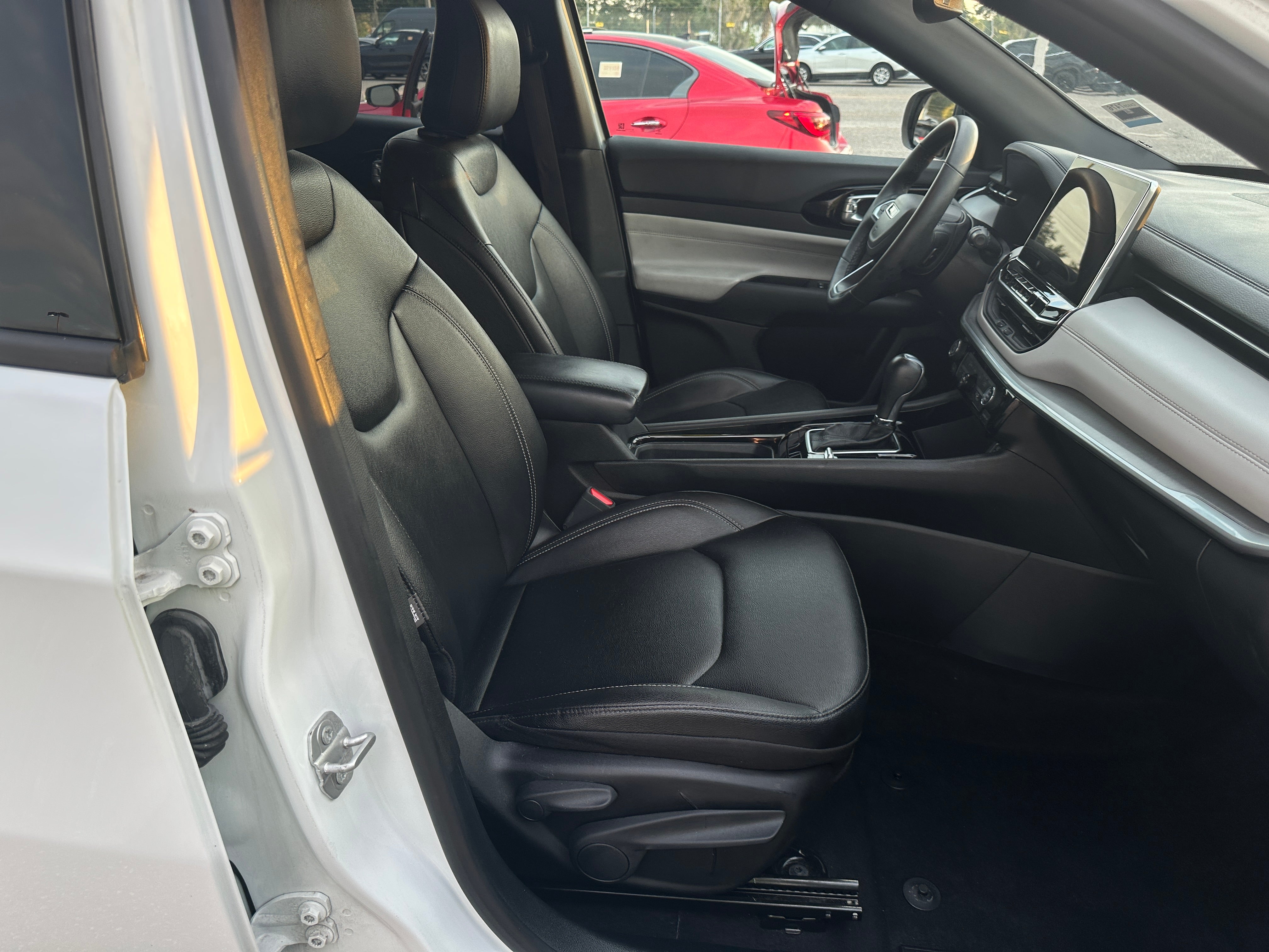 2025 Jeep Compass Limited - Photo 4