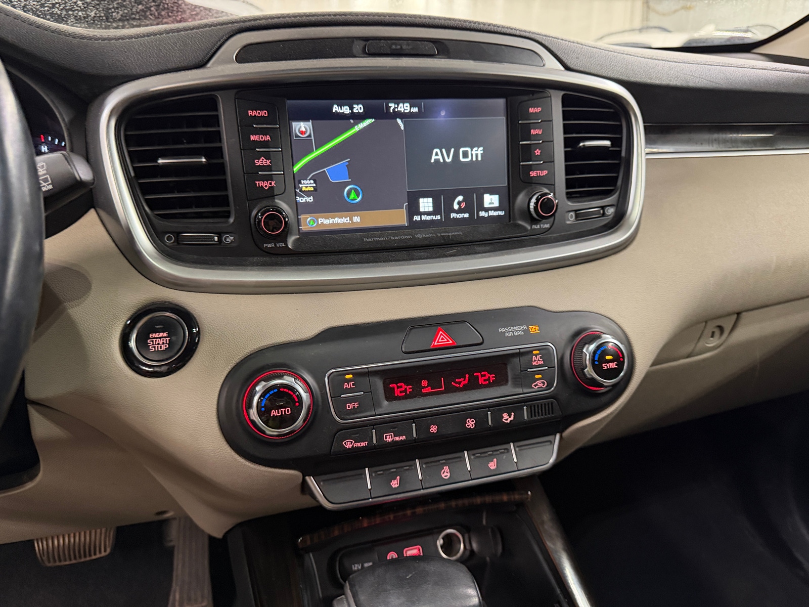 Thumbnail: 2019 Kia Sorento - 3