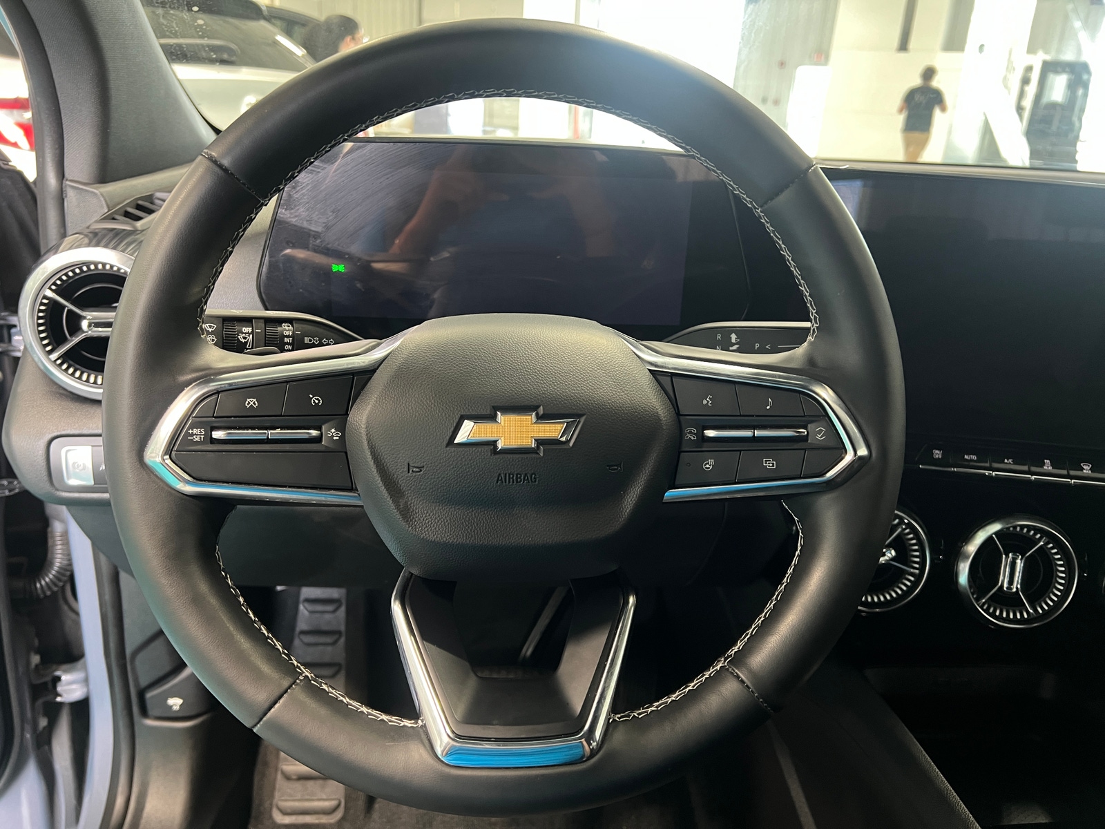 Thumbnail: 2024 Chevrolet Blazer EV - 4