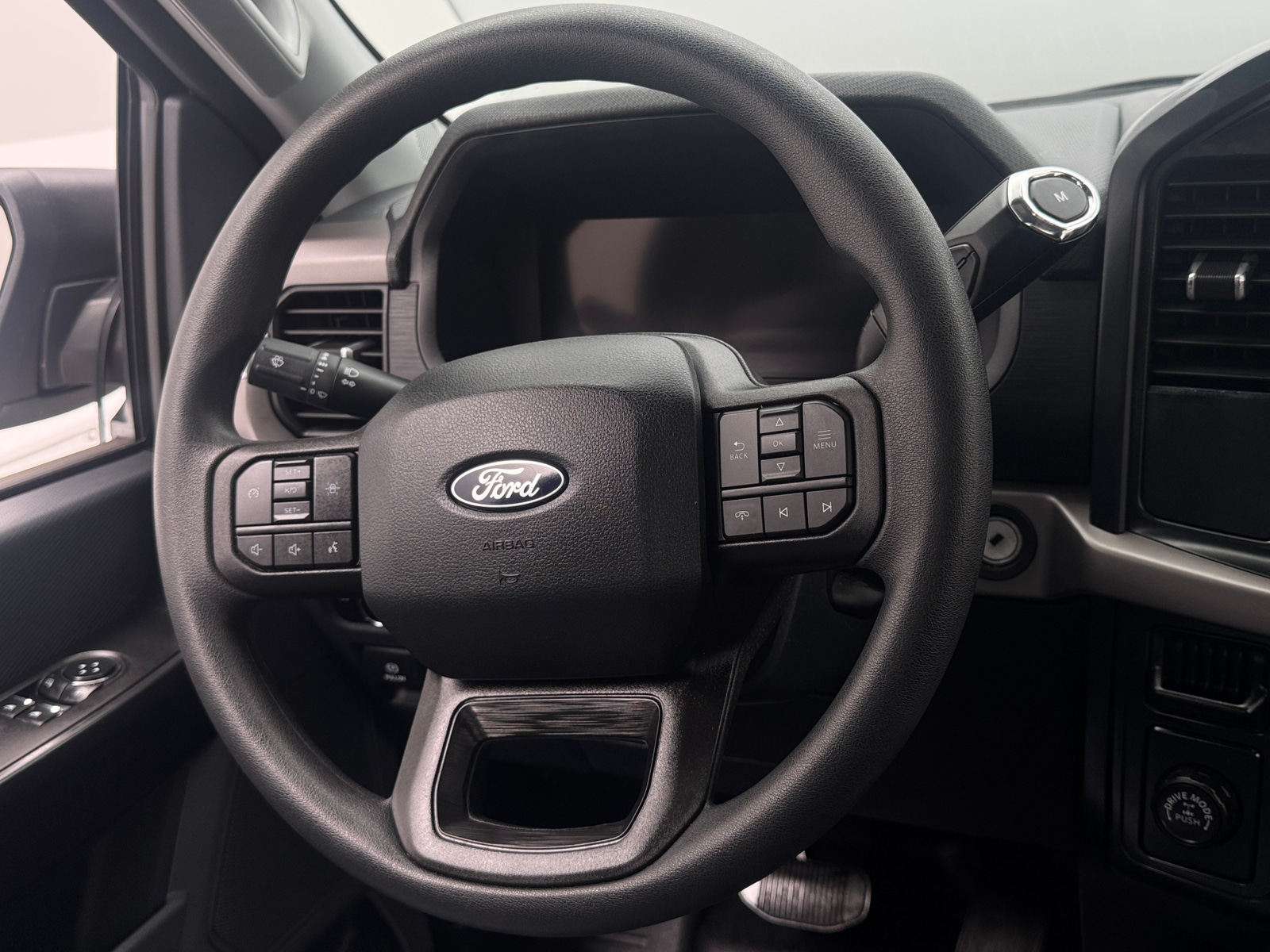 Thumbnail: 2025 Ford Econoline - 4