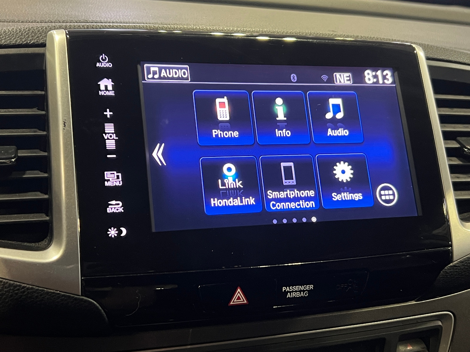 Thumbnail: 2017 Honda Pilot - 4