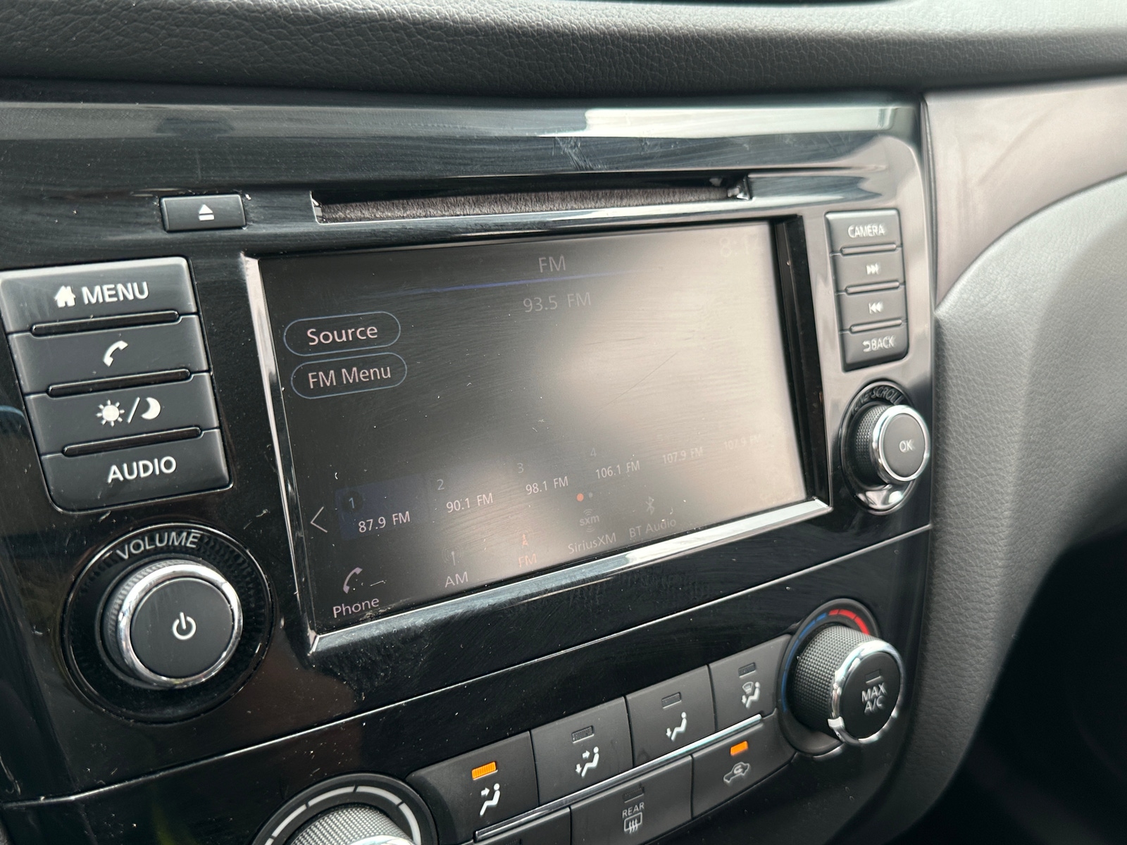 Thumbnail: 2019 Nissan Rogue Sport - 4