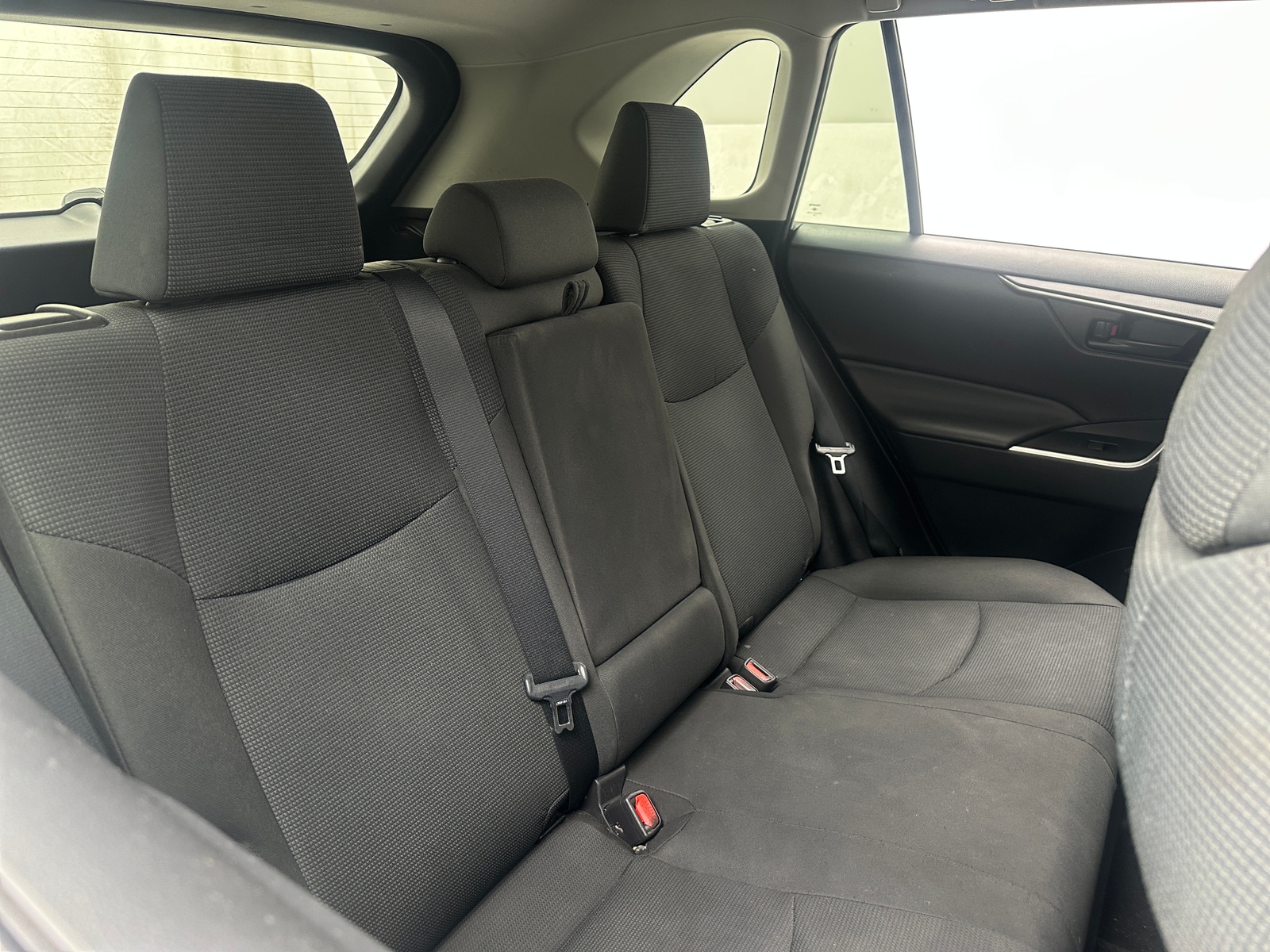 Thumbnail: 2021 Toyota RAV4 - 6