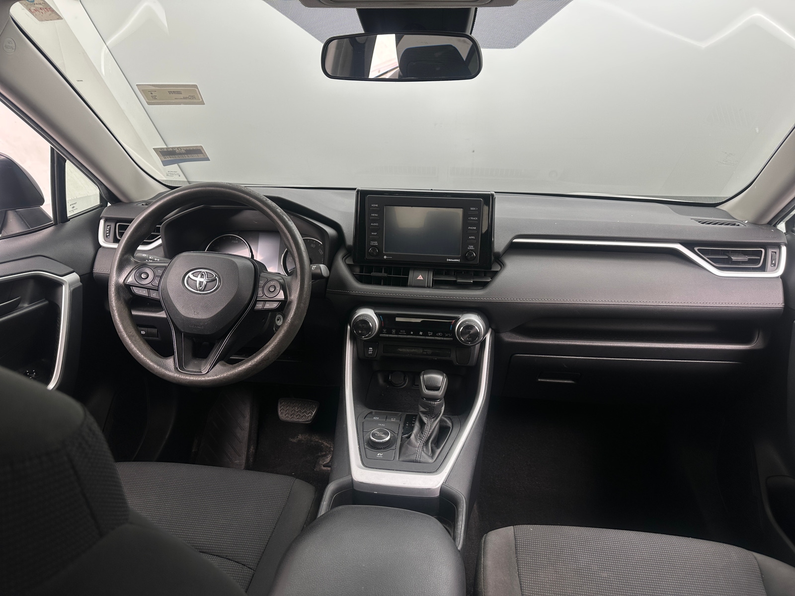 Thumbnail: 2021 Toyota RAV4 - 3