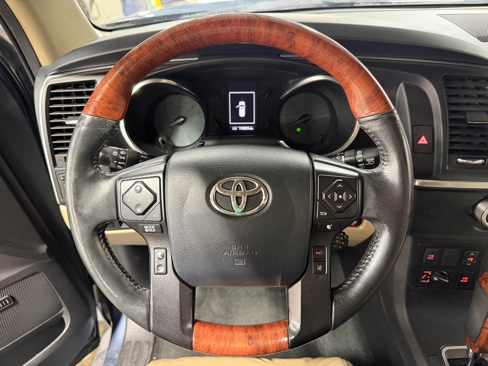 Thumbnail: 2018 Toyota Sequoia - 4
