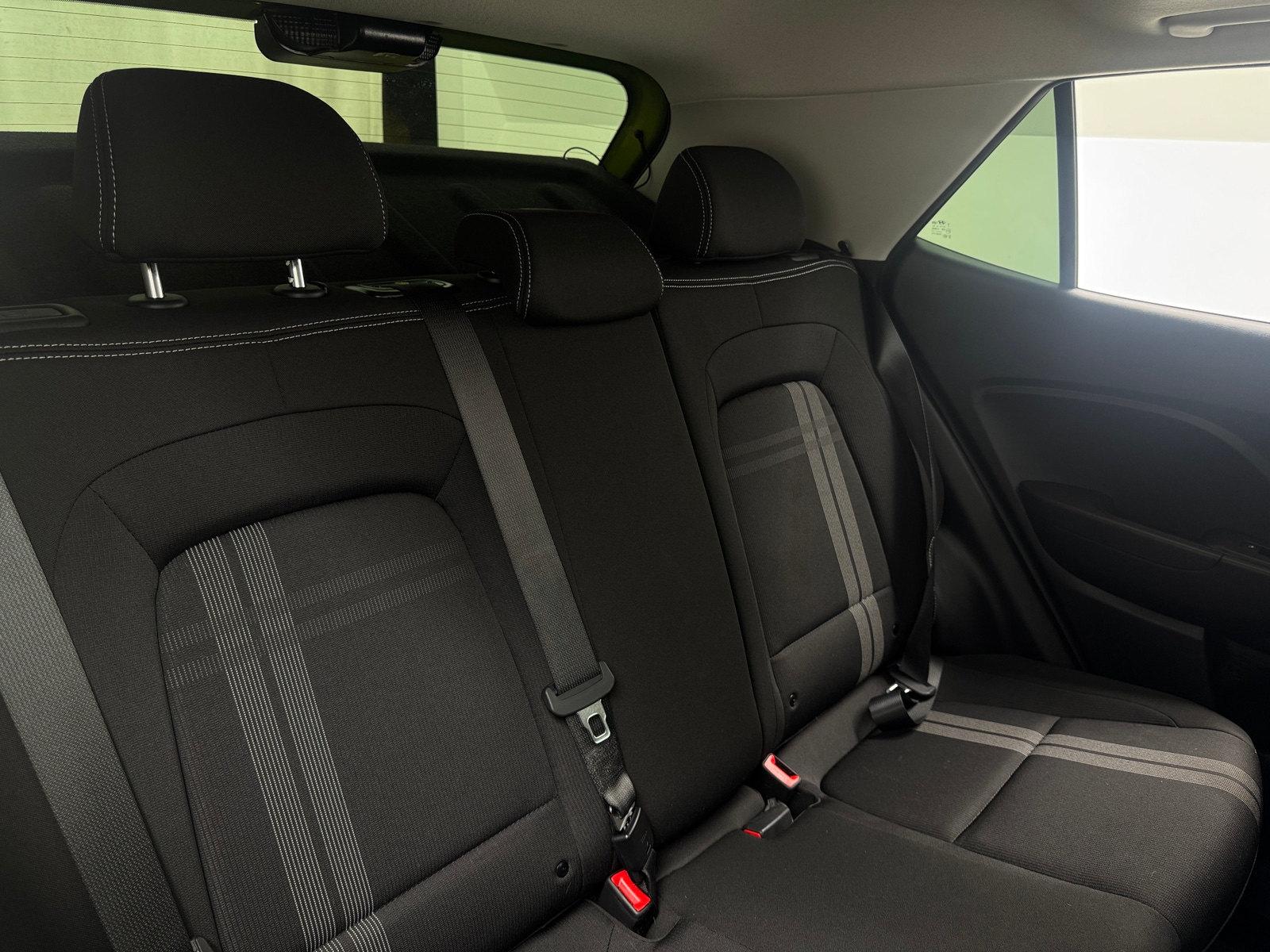 Thumbnail: 2023 Hyundai Venue - 6