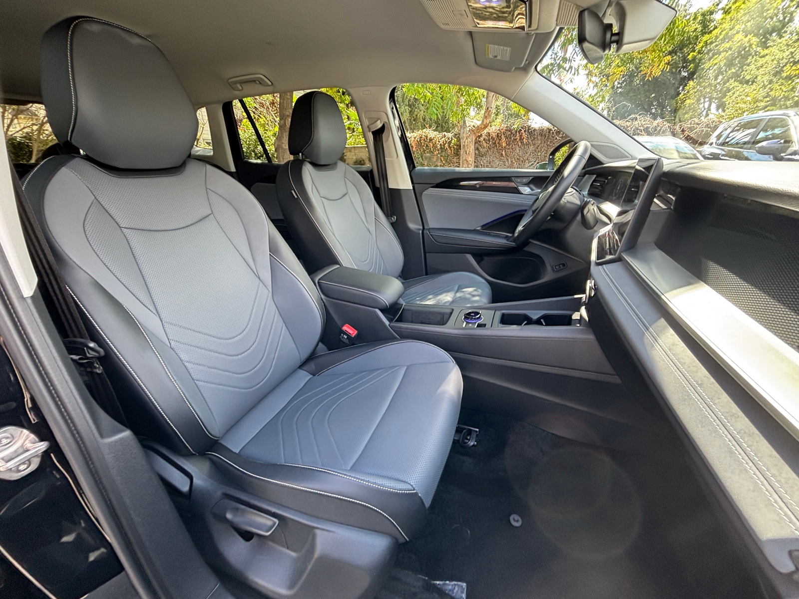 Thumbnail: 2026 Volkswagen Tiguan - 2