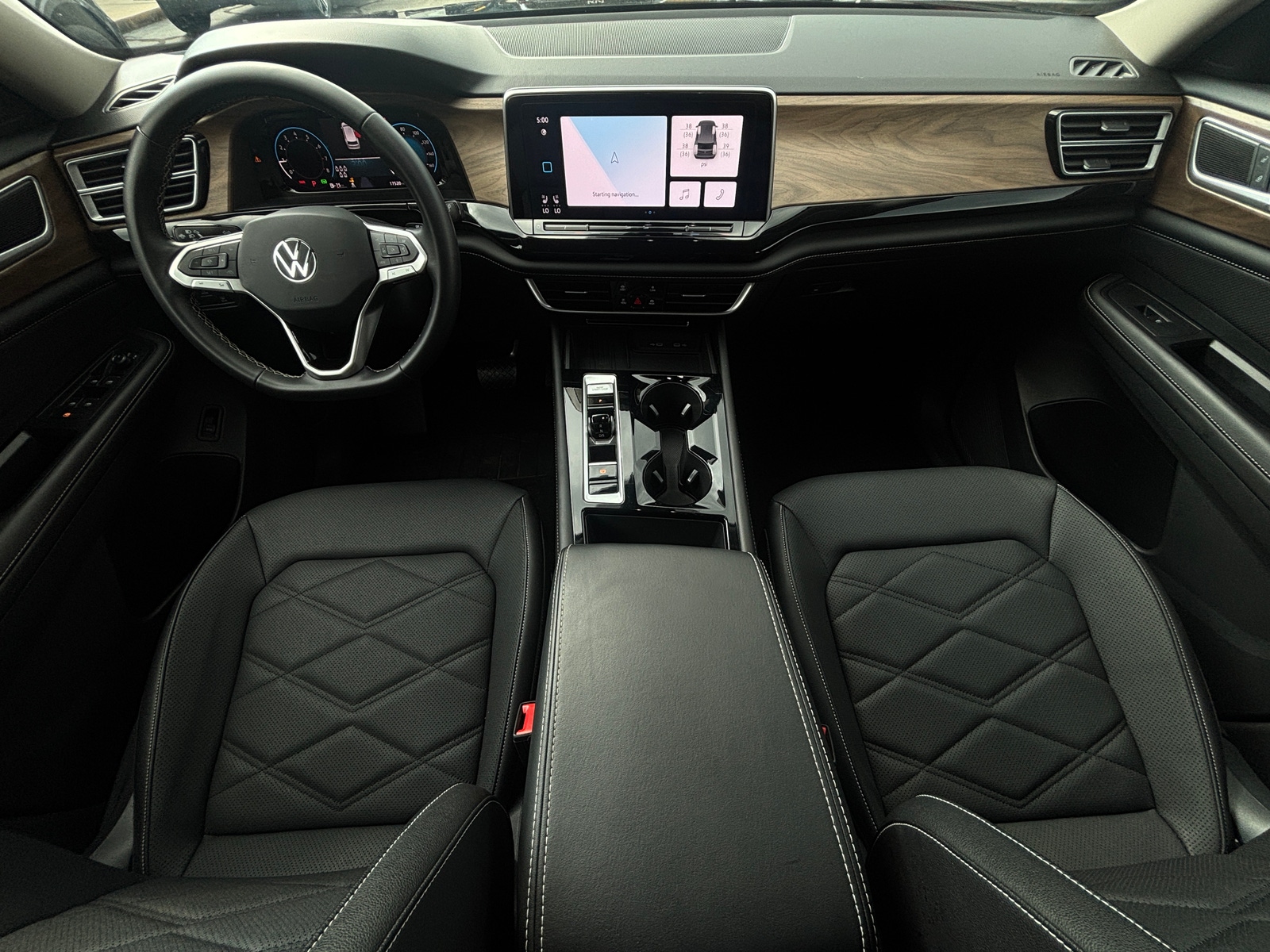 Thumbnail: 2026 Volkswagen Atlas - 3