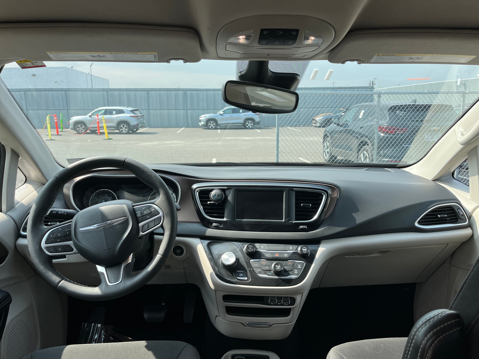 Thumbnail: 2024 Chrysler Voyager - 3