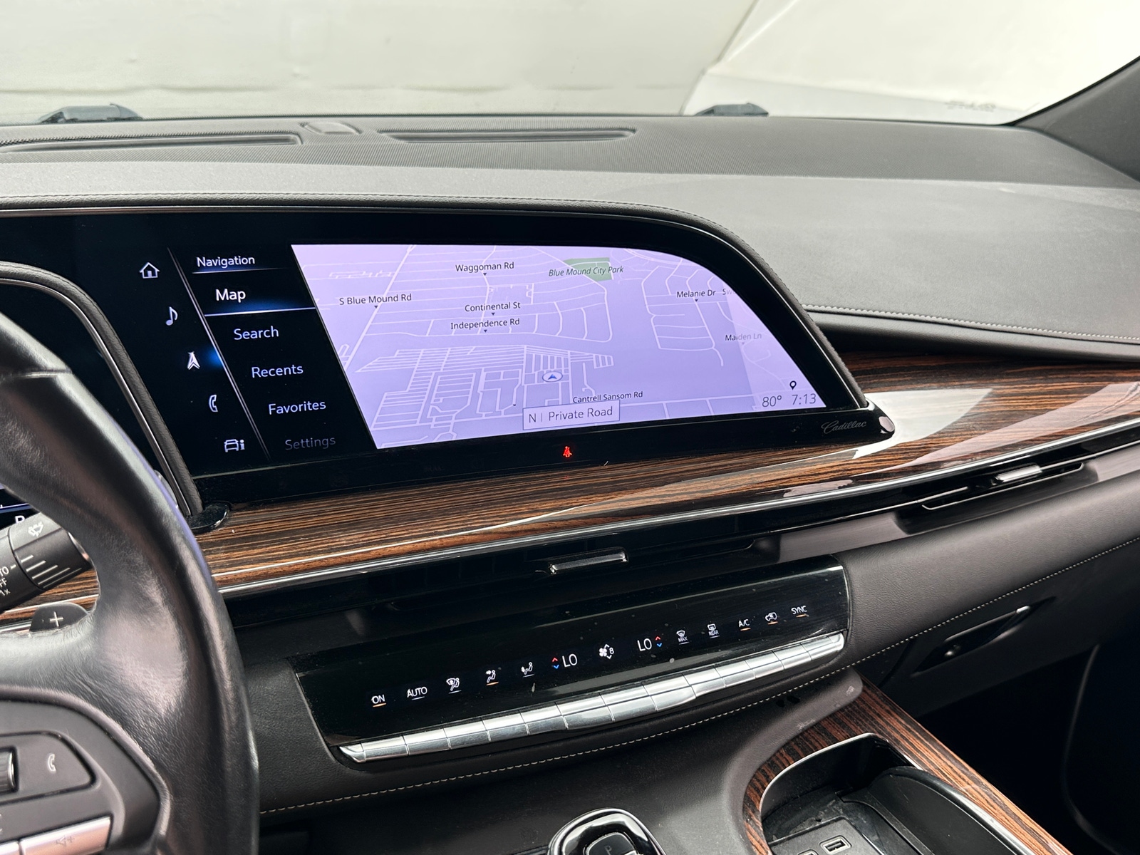 Thumbnail: 2022 Cadillac Escalade - 3