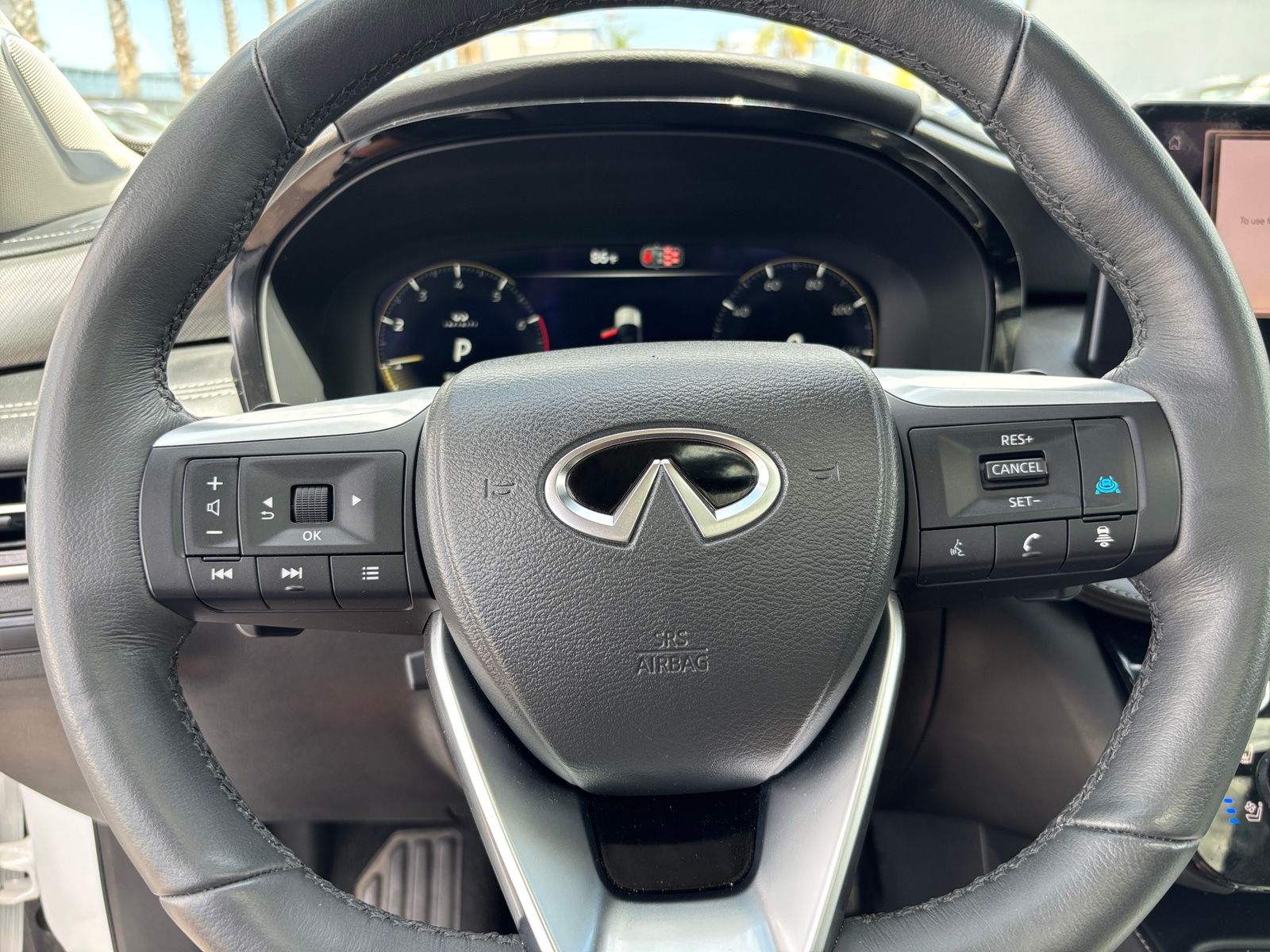 Thumbnail: 2026 INFINITI QX60 - 5