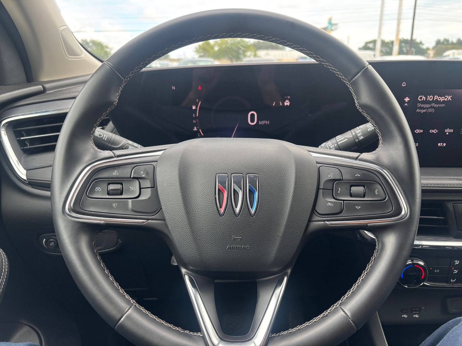 Thumbnail: 2025 Buick Encore GX - 5
