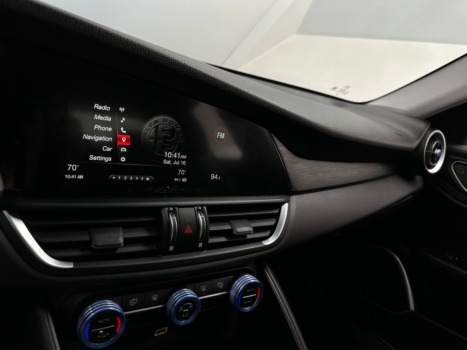 Thumbnail: 2018 Alfa Romeo Giulia - 3