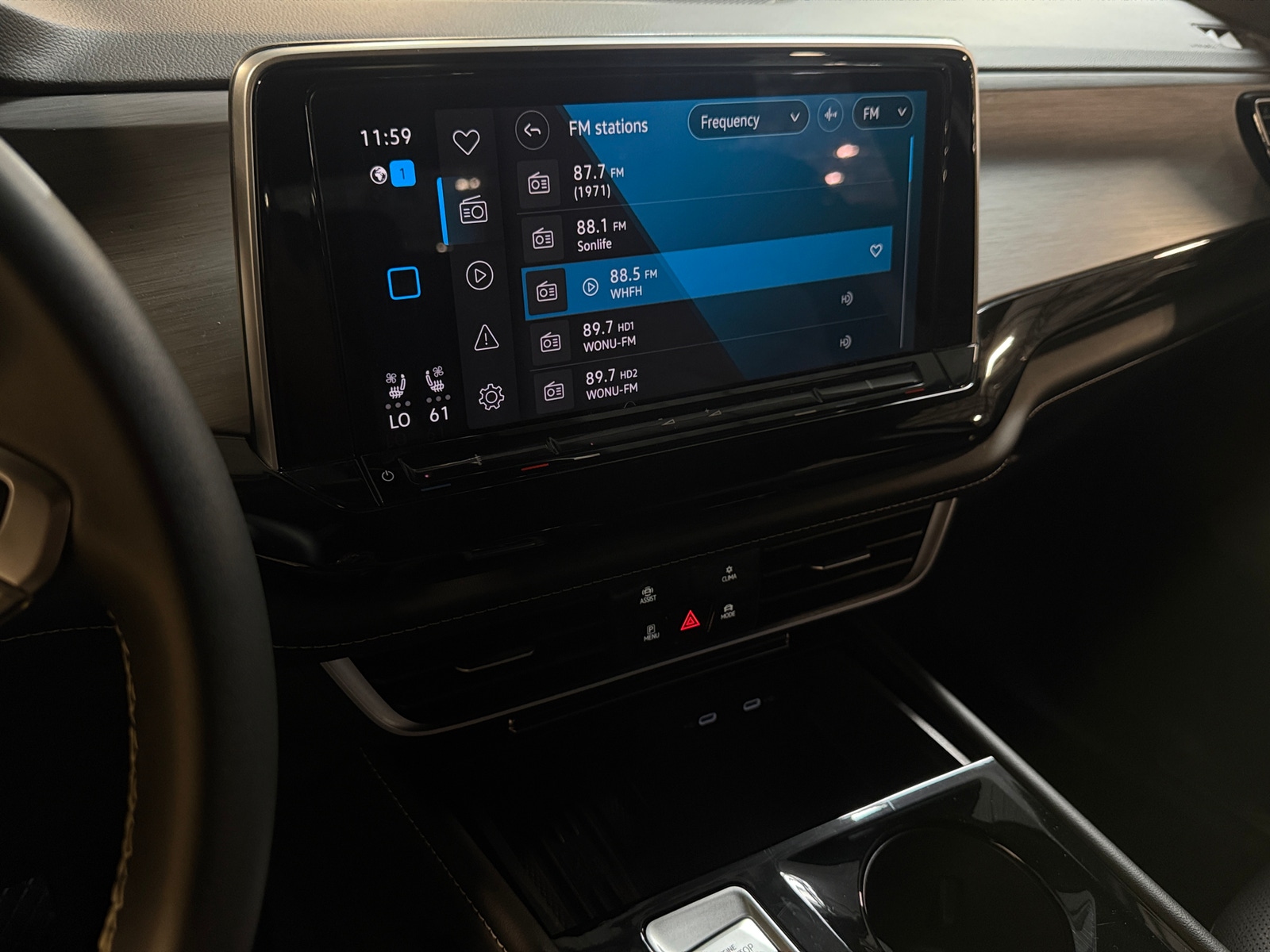 Thumbnail: 2026 Volkswagen Atlas - 3