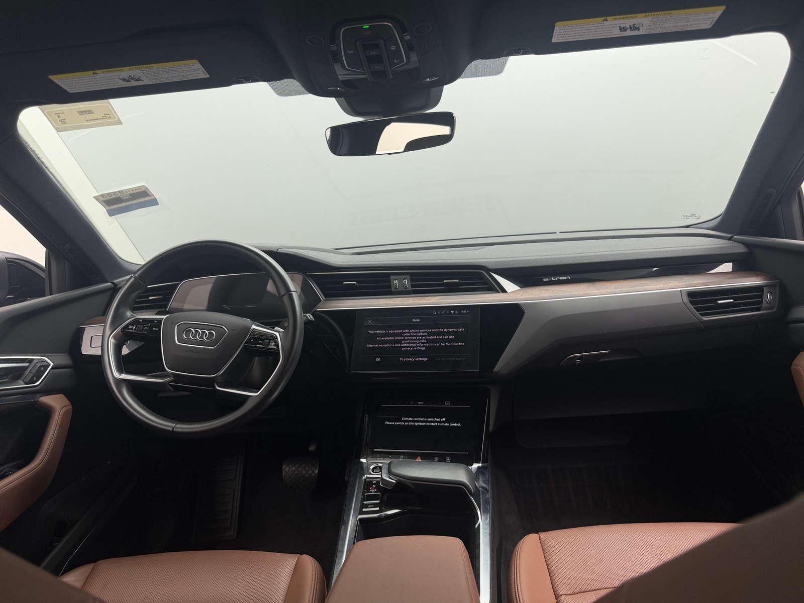Thumbnail: 2022 Audi e-tron - 2