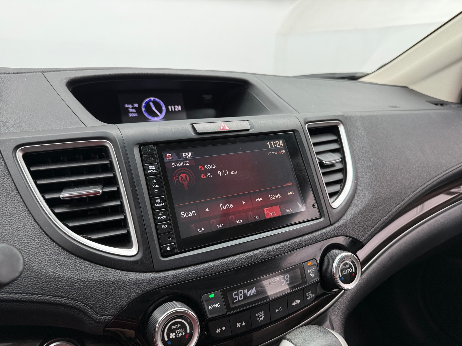 Thumbnail: 2016 Honda CR-V - 4