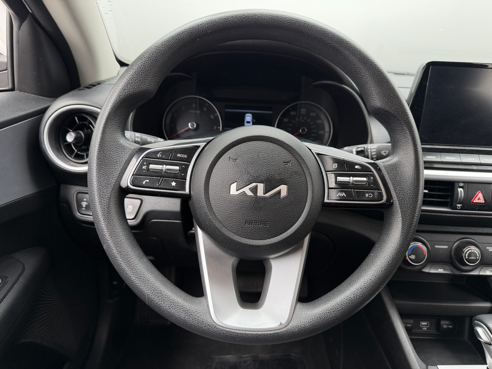 Thumbnail: 2023 Kia Forte - 5