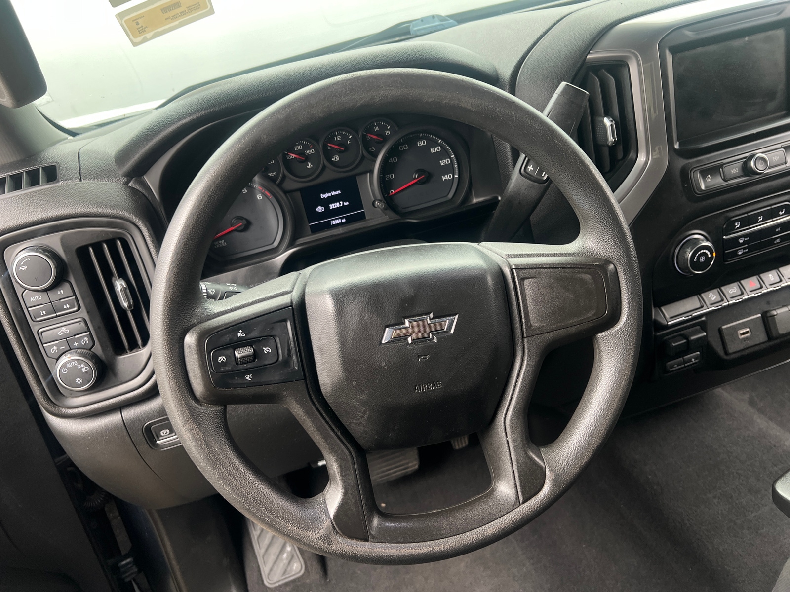 Thumbnail: 2019 Chevrolet Silverado 1500 - 5