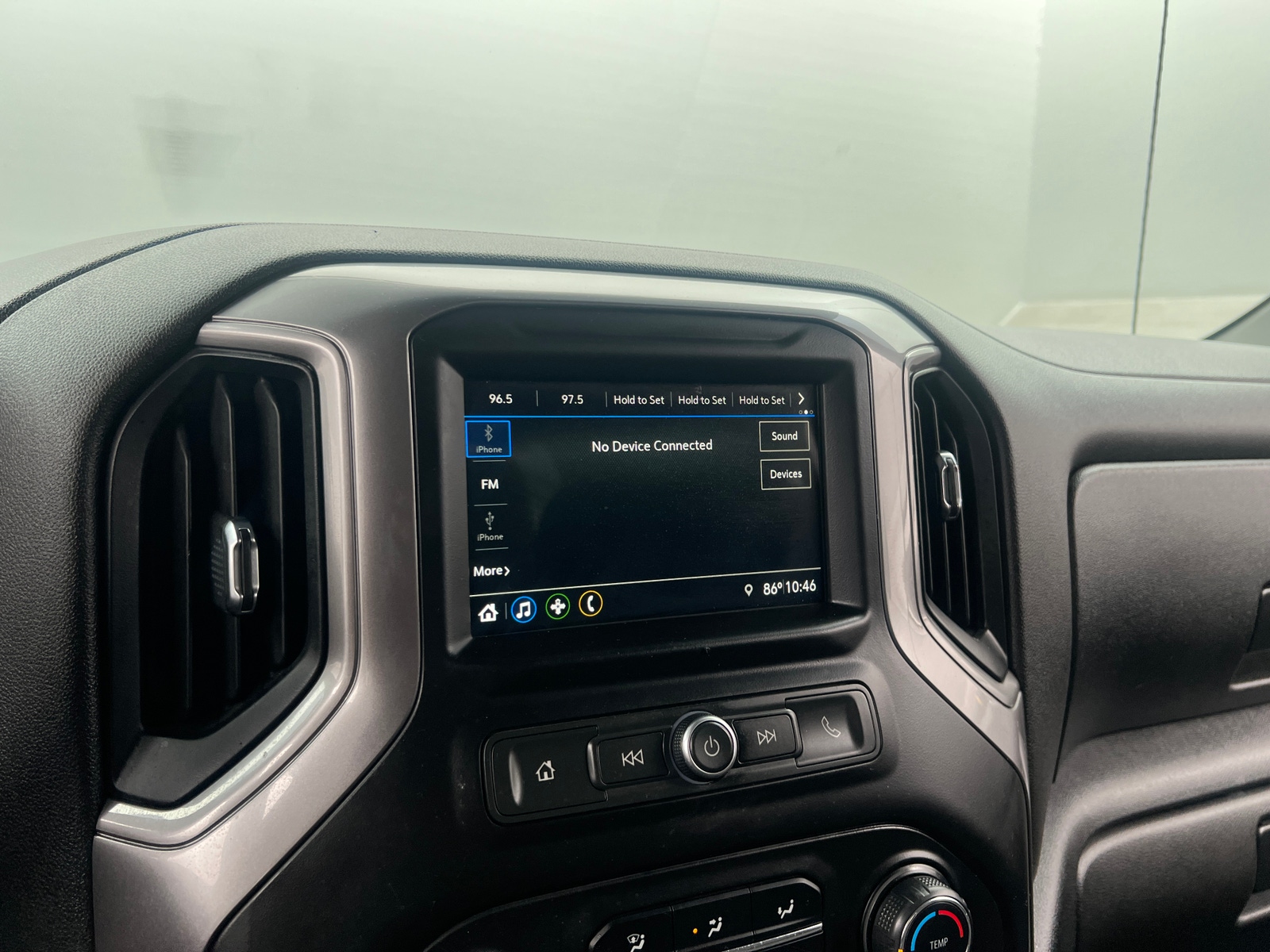 Thumbnail: 2019 Chevrolet Silverado 1500 - 4