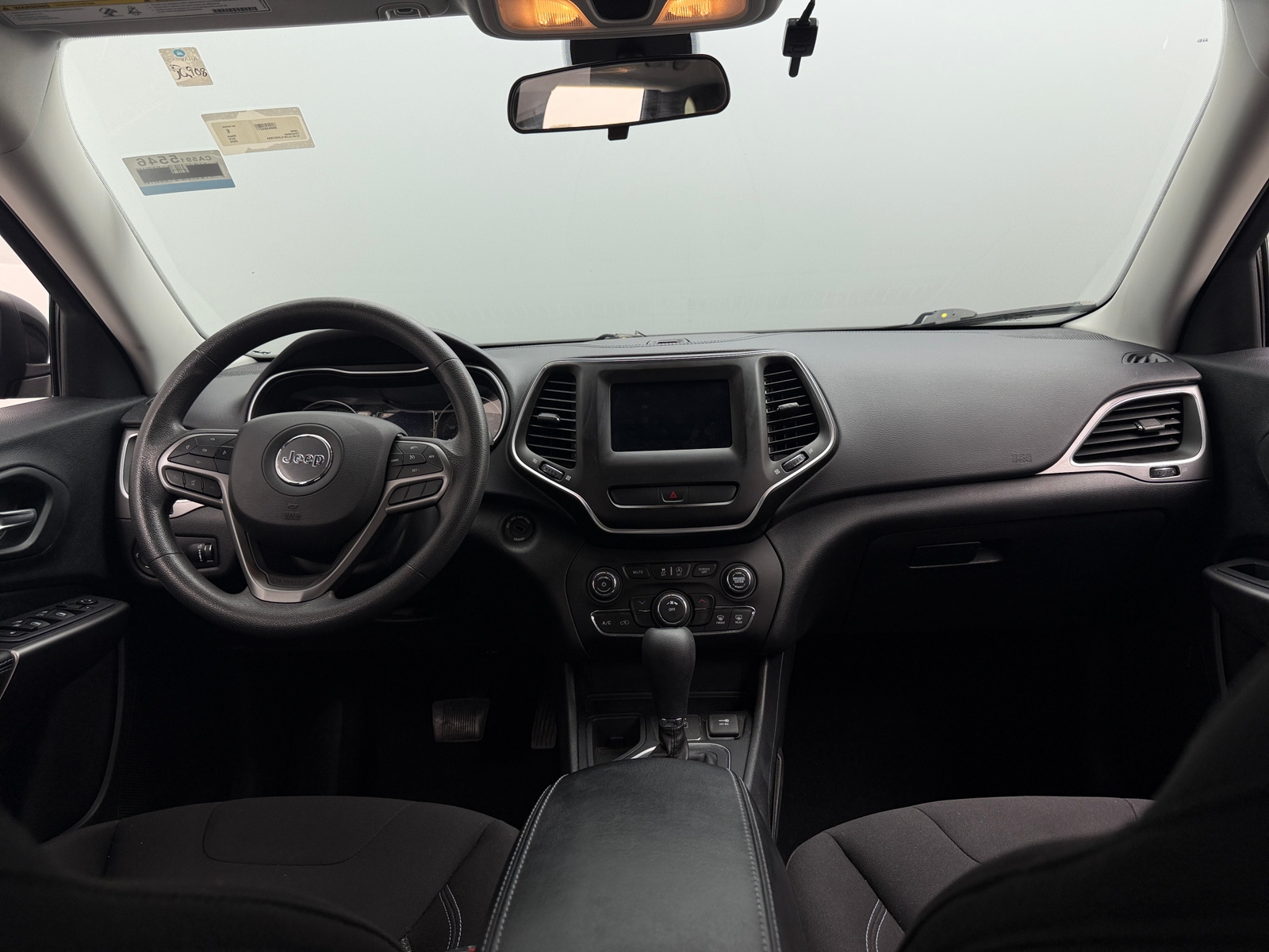 Thumbnail: 2020 Jeep Cherokee - 3