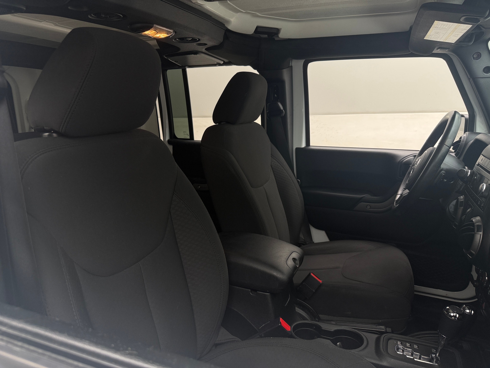 Thumbnail: 2017 Jeep Wrangler - 2
