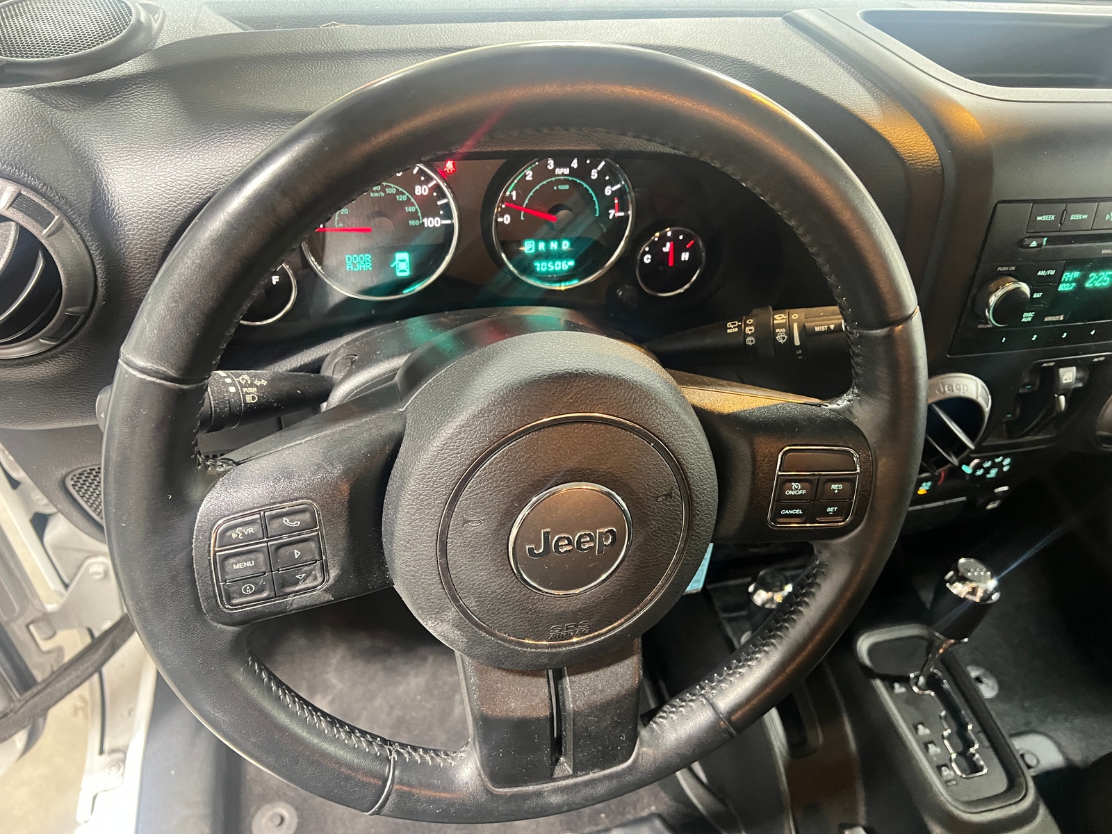 Thumbnail: 2017 Jeep Wrangler - 5