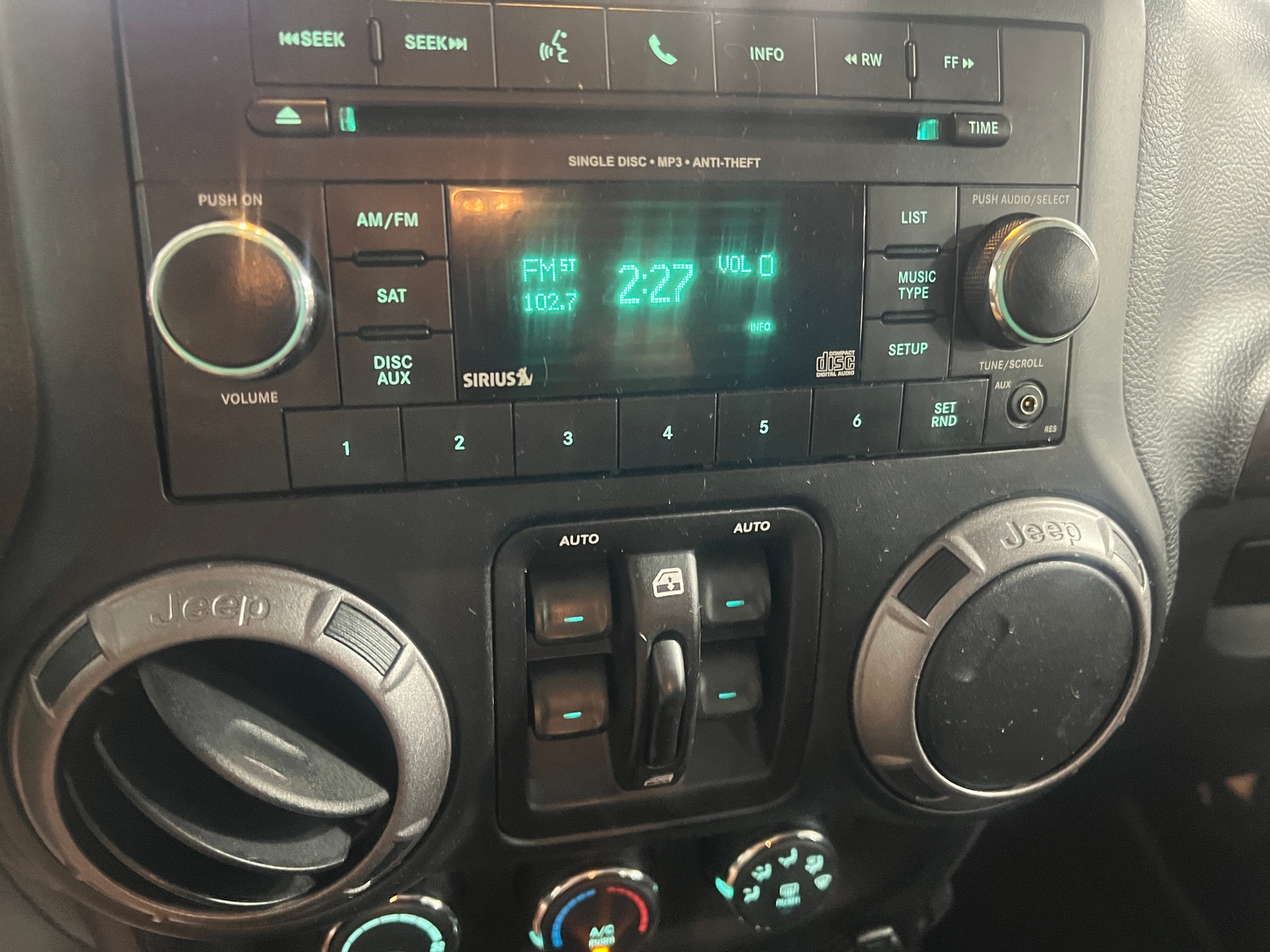 Thumbnail: 2017 Jeep Wrangler - 4
