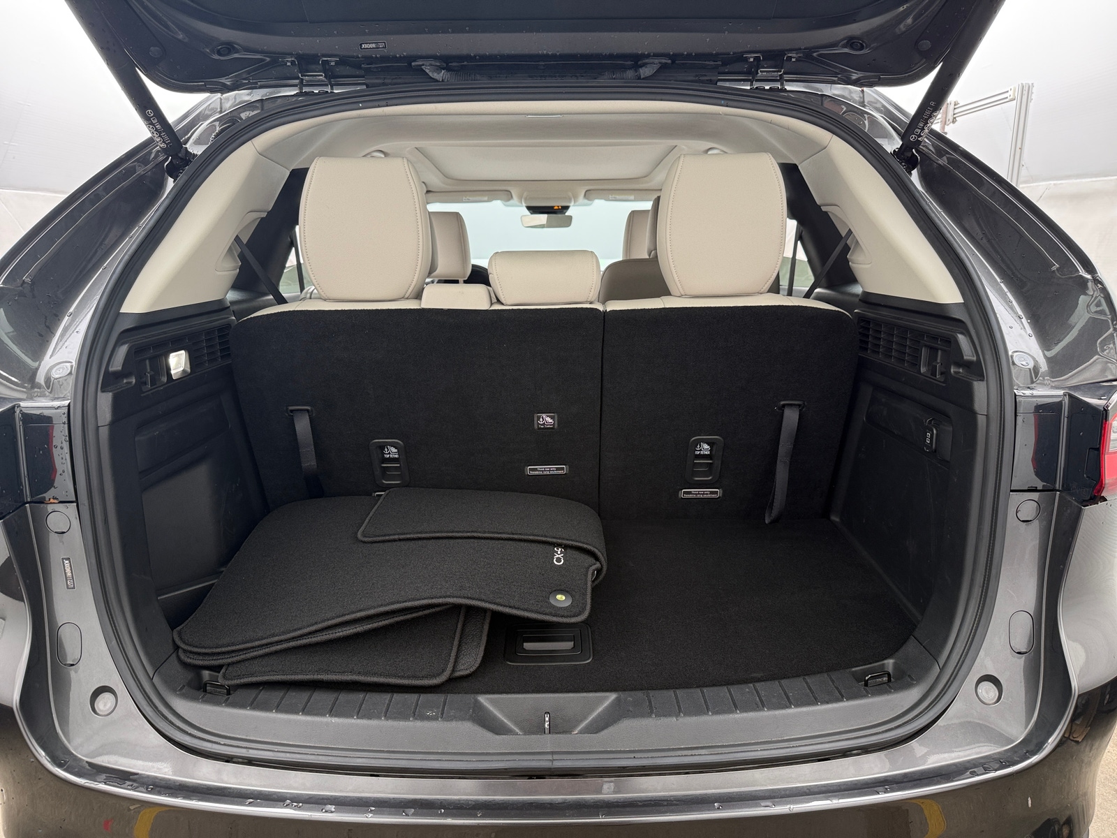 Thumbnail: 2024 Mazda CX-90 - 6