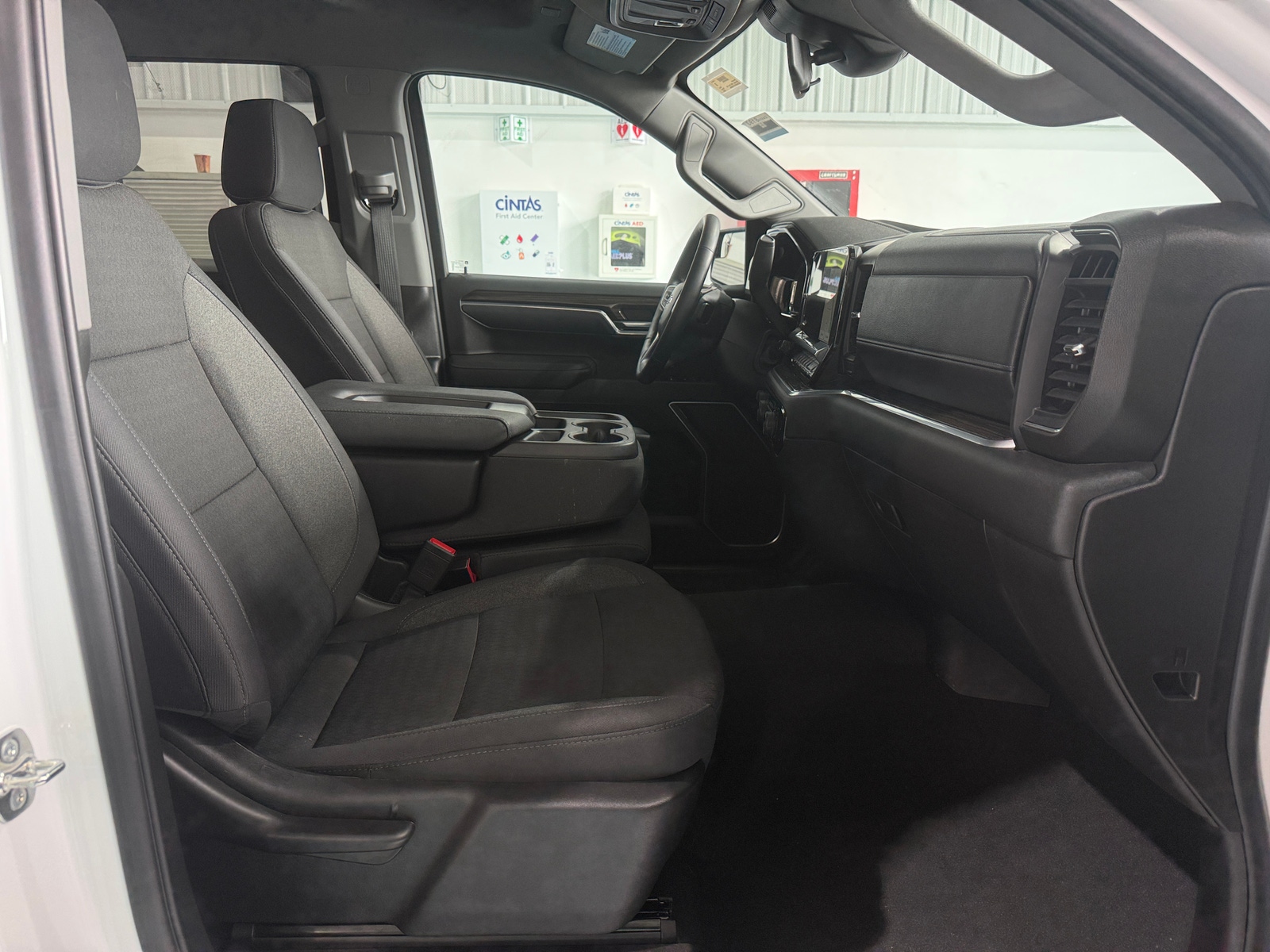 Thumbnail: 2026 Chevrolet Silverado 1500 - 2
