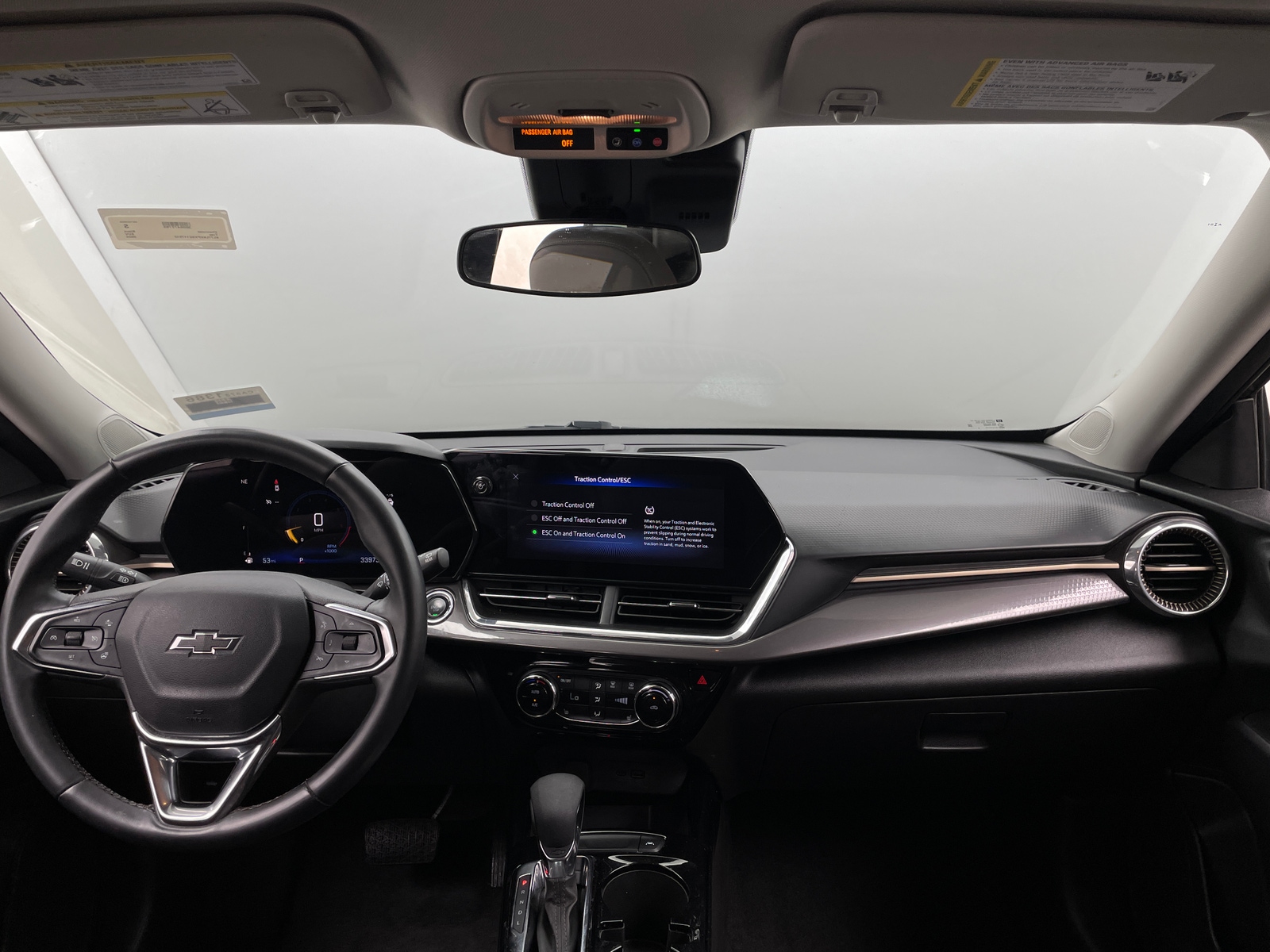 Thumbnail: 2025 Chevrolet Trax - 2