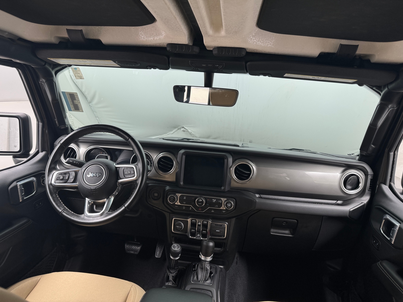 Thumbnail: 2022 Jeep Wrangler - 3