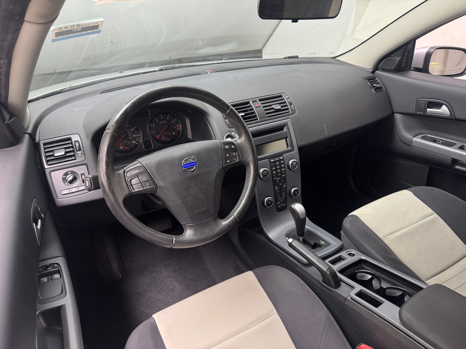 Thumbnail: 2012 Volvo C30 - 3
