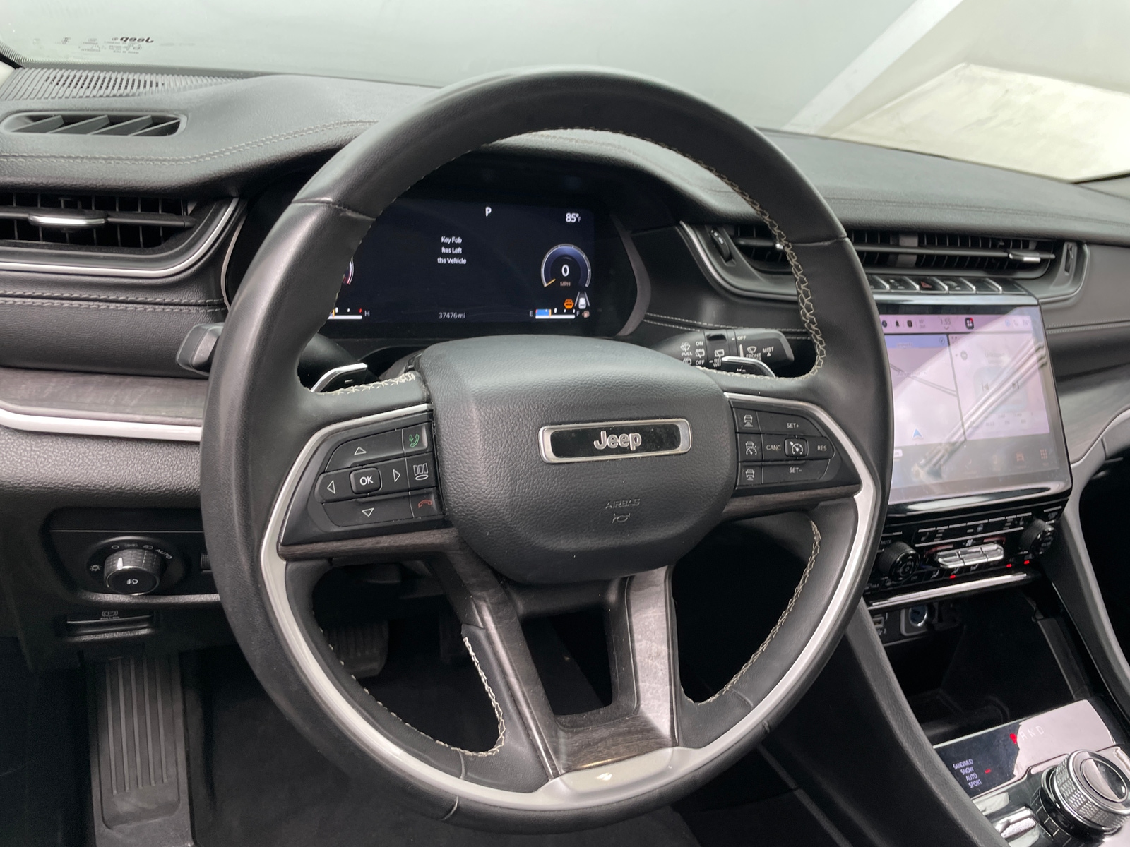 Thumbnail: 2023 Jeep Grand Cherokee - 4