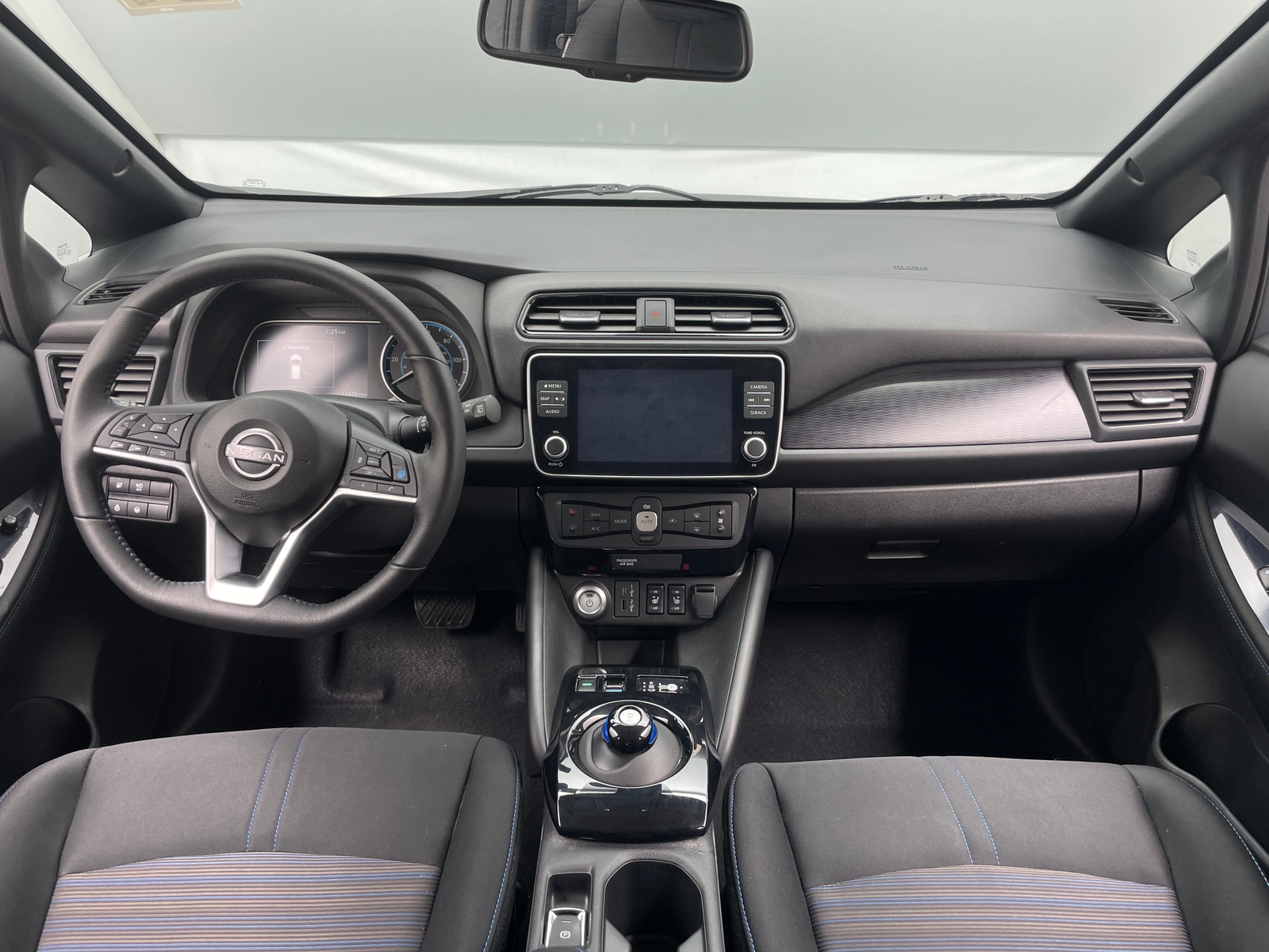 Thumbnail: 2024 Nissan Leaf - 3