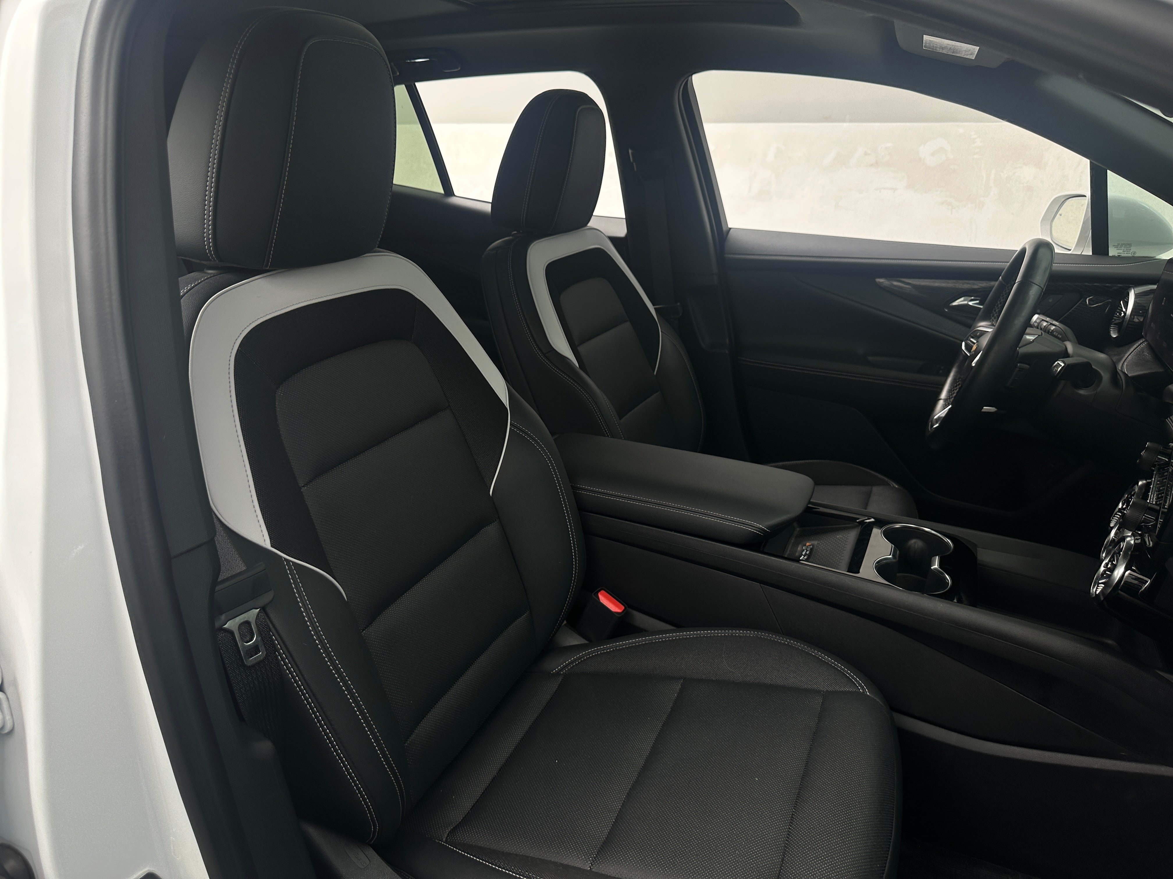 Used 2024 Chevrolet Blazer EV LT with VIN 3GNKDBRJ8RS221640 for sale in Auburn, WA