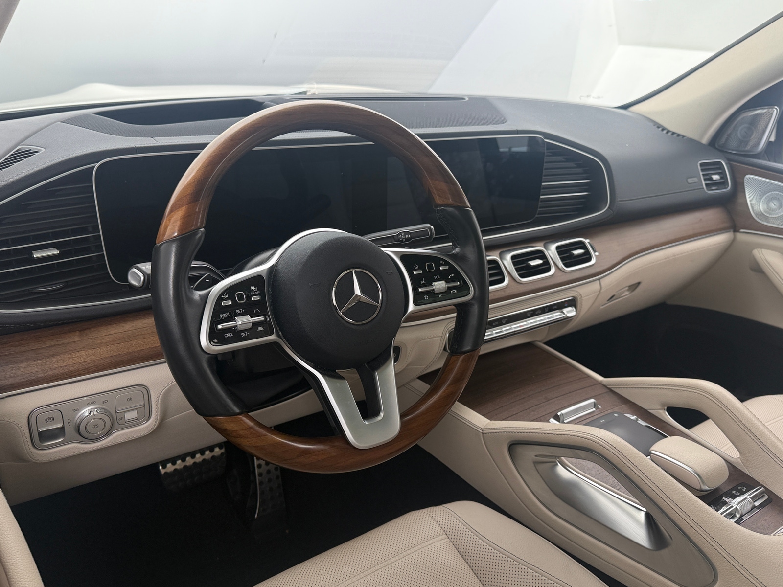 Thumbnail: 2021 Mercedes-Benz GLS - 4