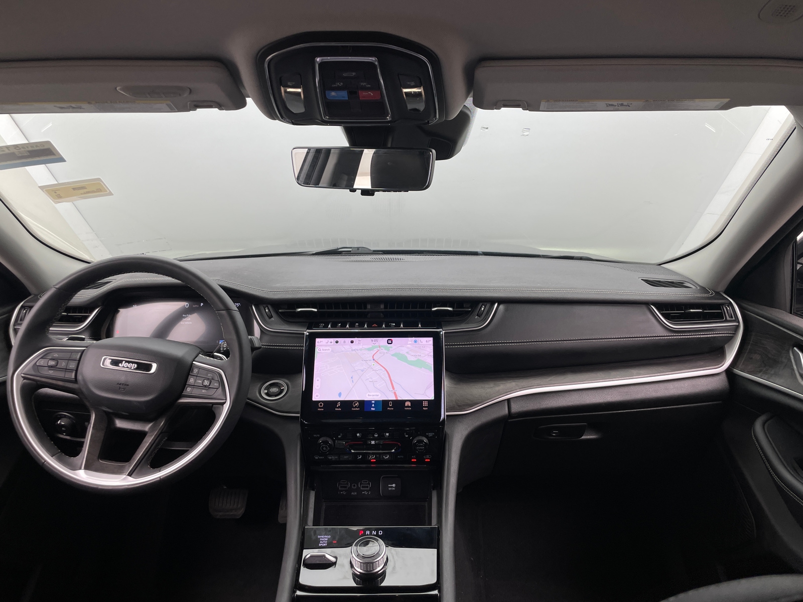 Thumbnail: 2023 Jeep Grand Cherokee L - 2