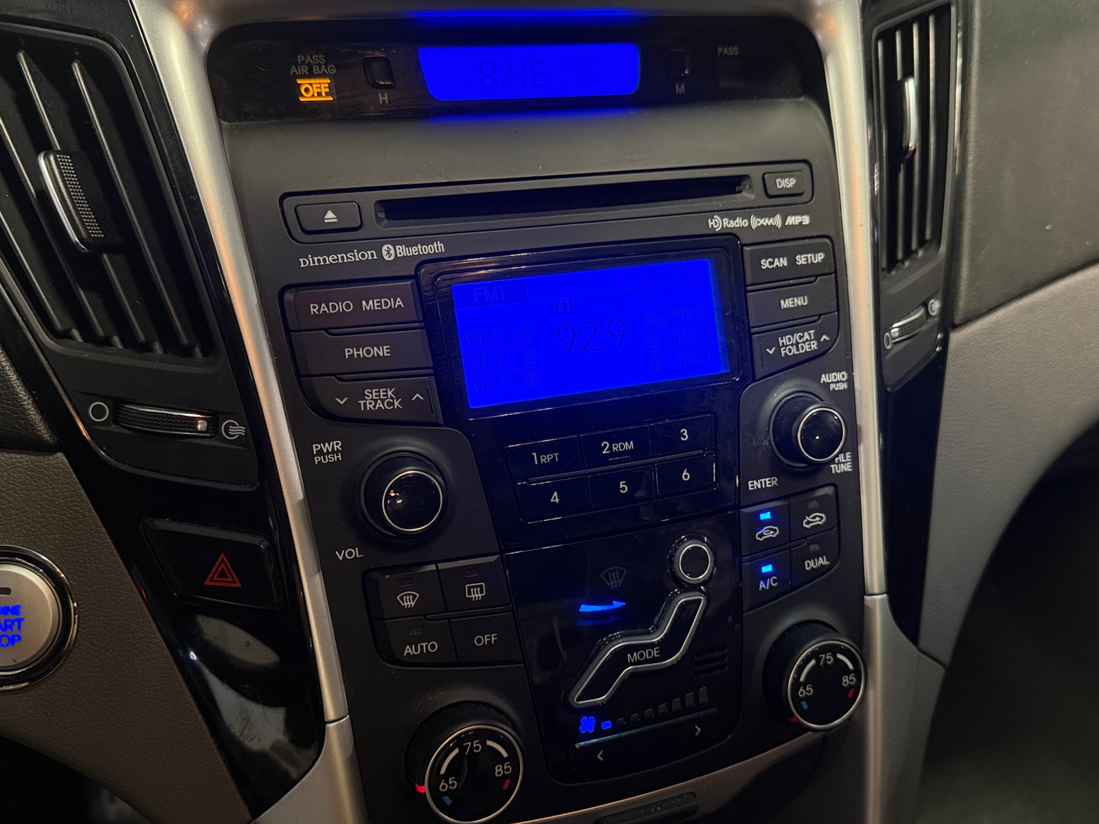 Thumbnail: 2012 Hyundai Sonata - 3
