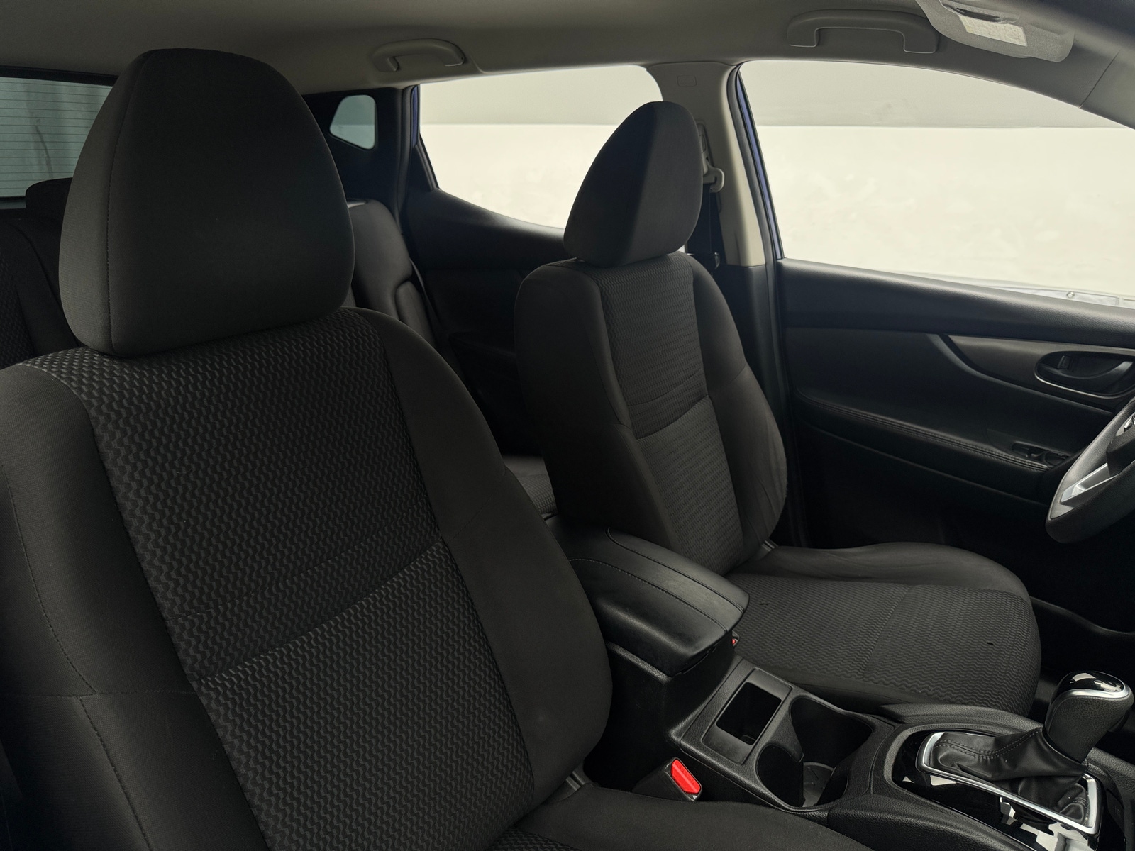 Thumbnail: 2020 Nissan Rogue Sport - 2