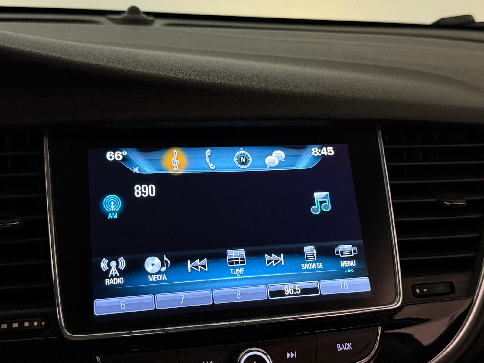 Thumbnail: 2019 Buick Encore - 3