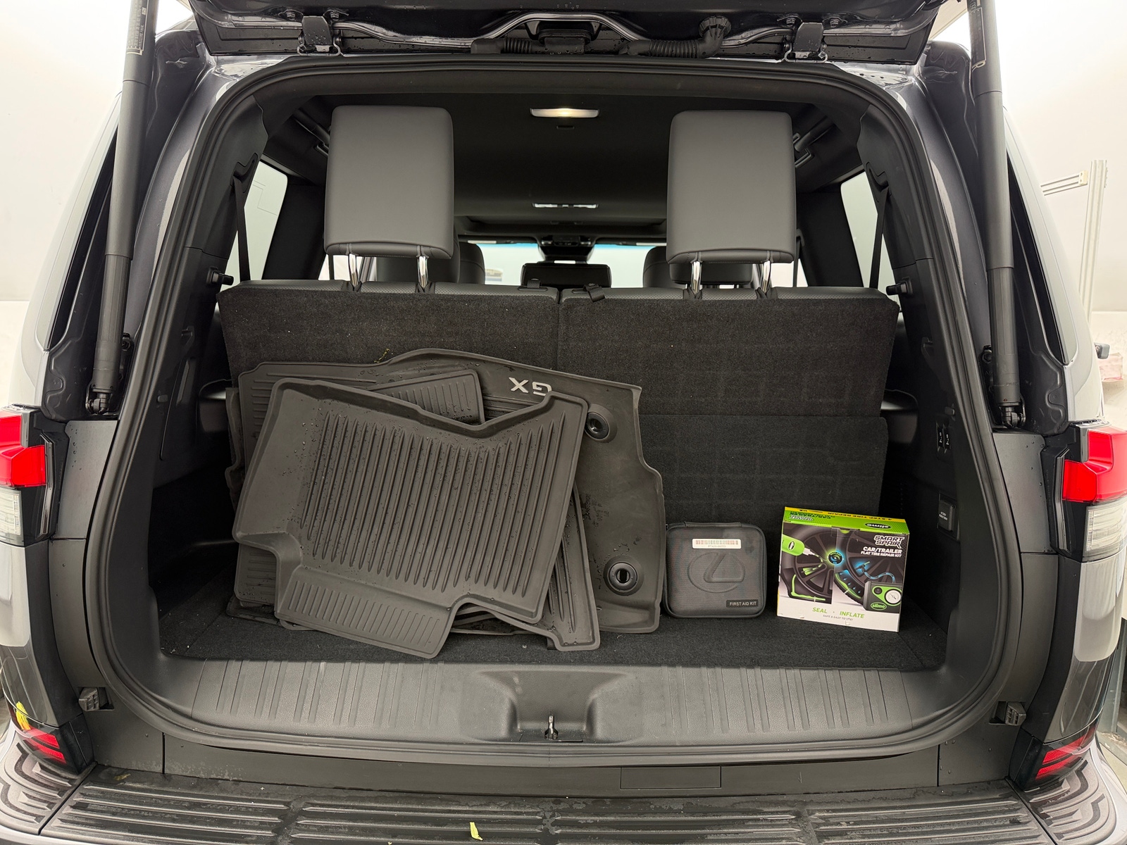 Thumbnail: 2025 Lexus GX - 6