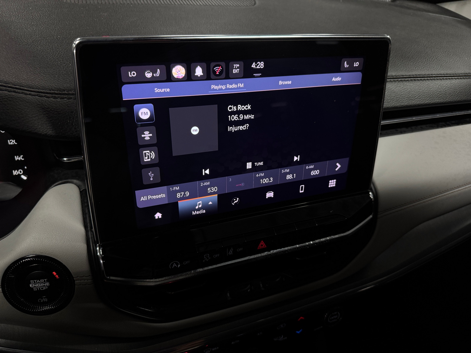 Thumbnail: 2022 Jeep Compass - 3