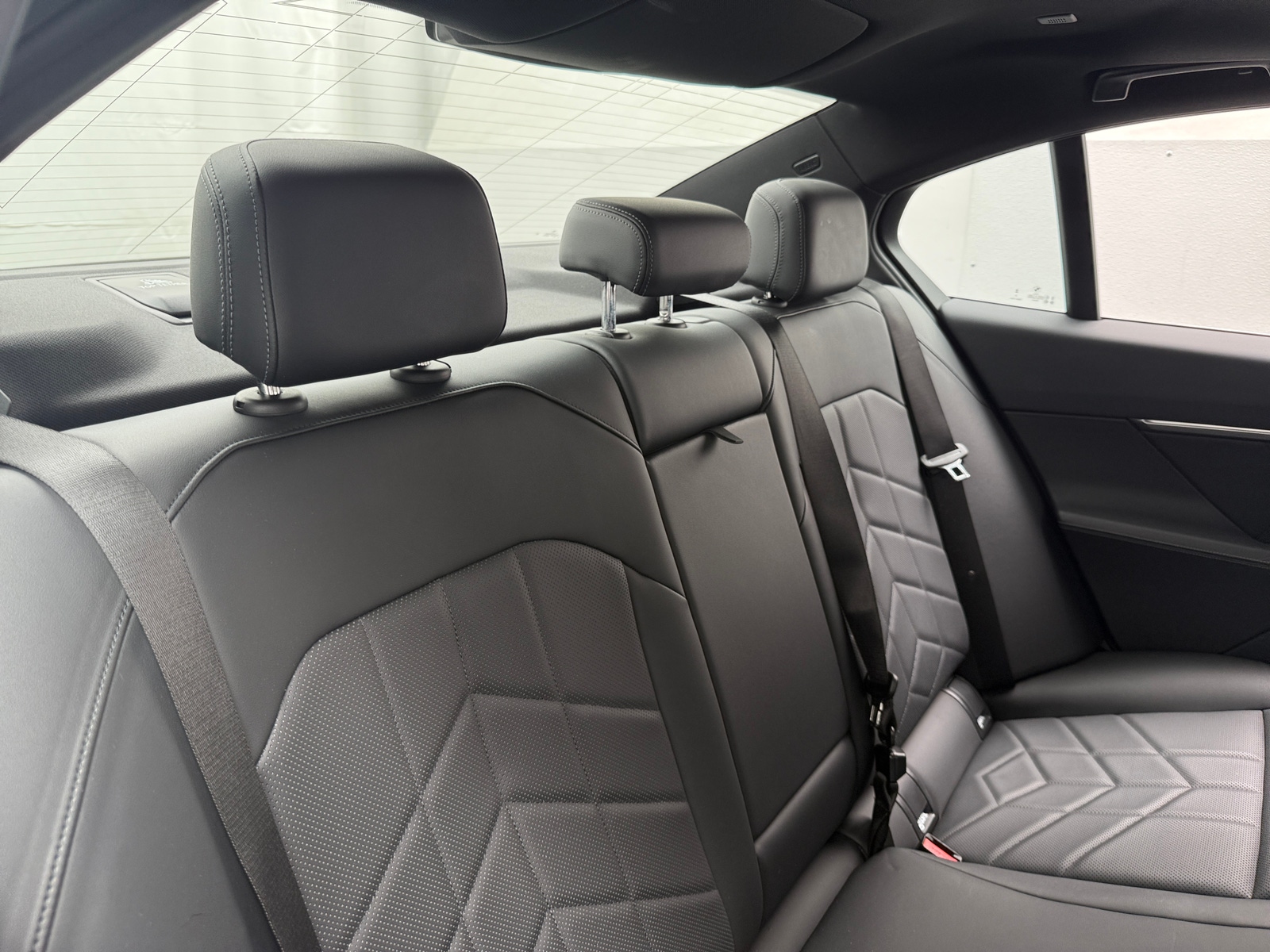 Thumbnail: 2024 BMW i5 - 5