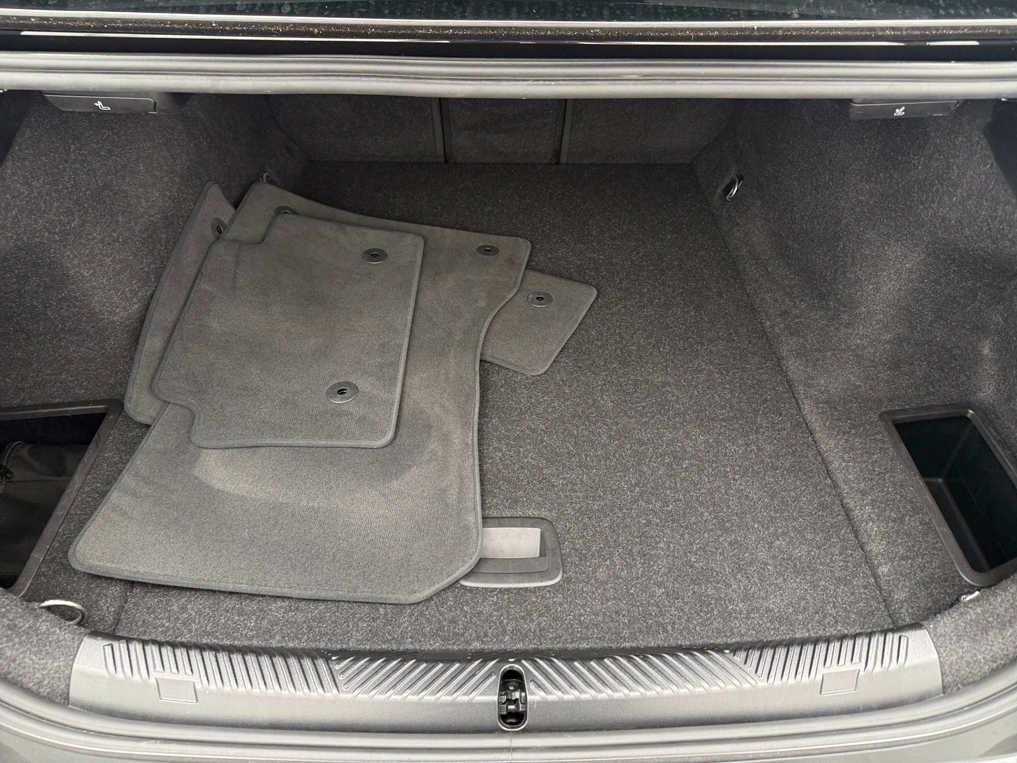 Used 2024 BMW i5 40 with VIN WBY33FK03RCS37886 for sale in Auburn, WA