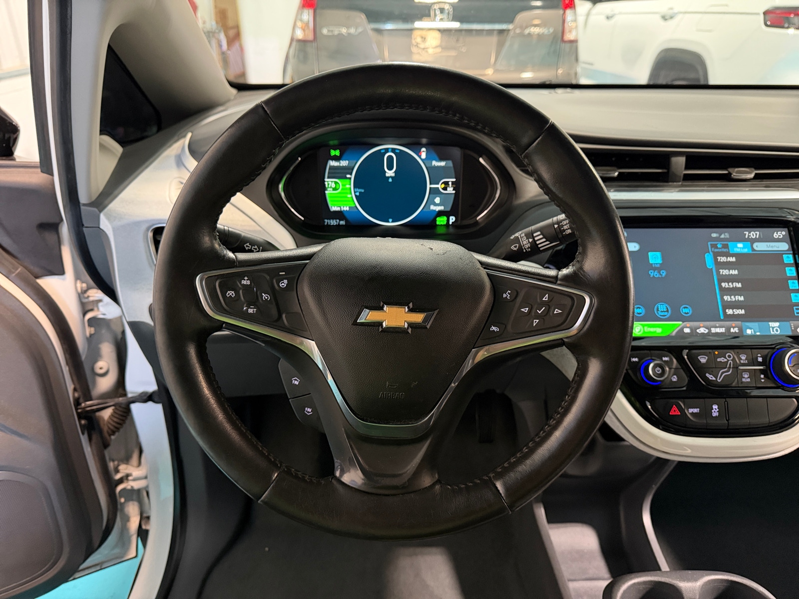 Thumbnail: 2019 Chevrolet Bolt EV - 5