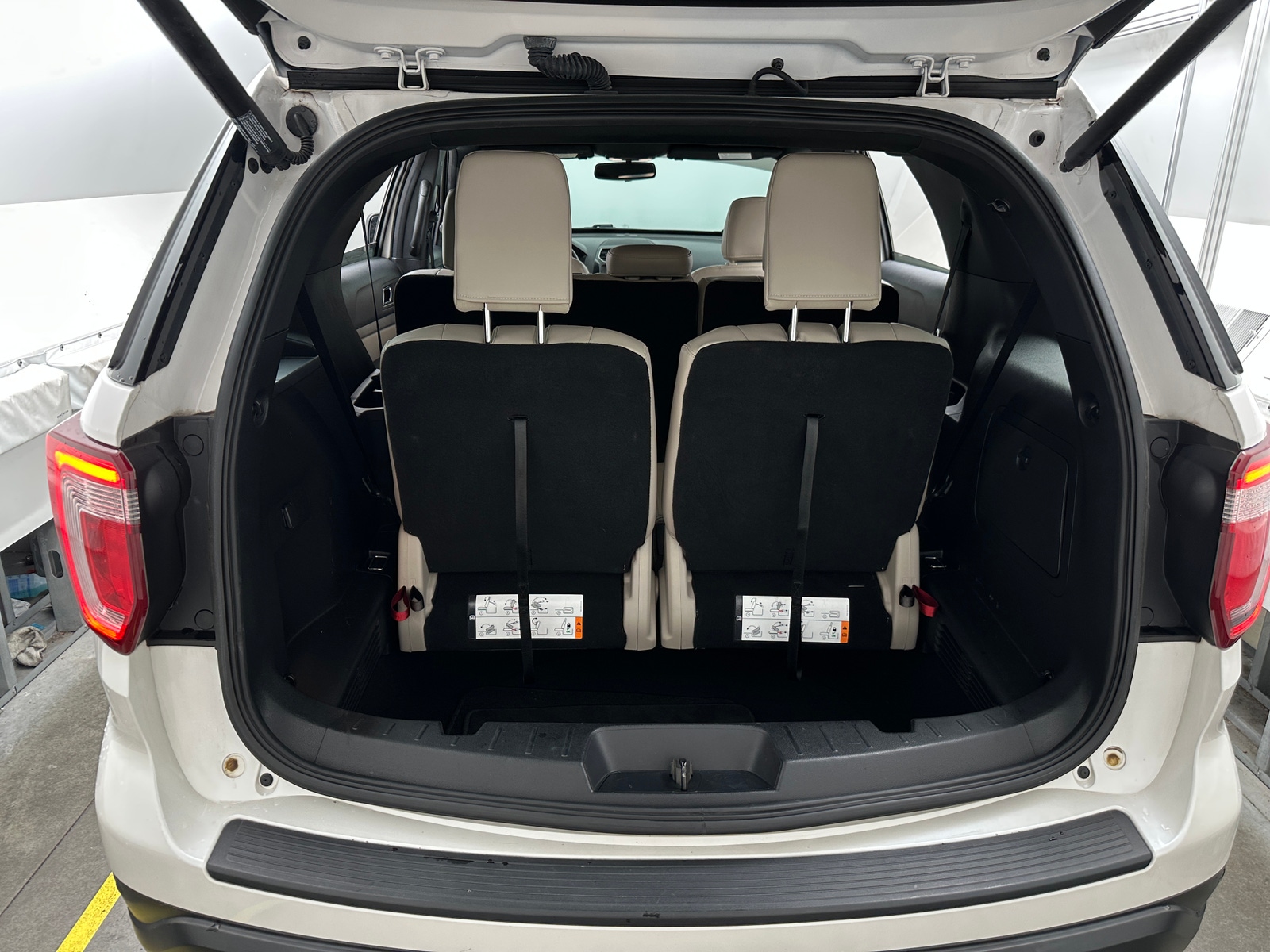 Thumbnail: 2019 Ford Explorer - 6