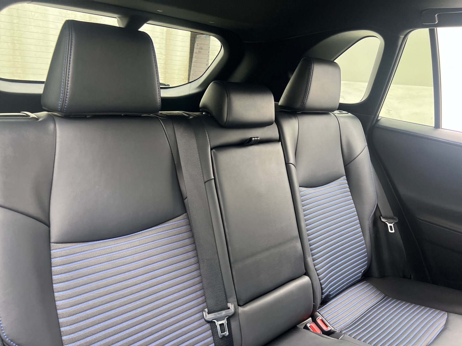 Thumbnail: 2021 Toyota RAV4 - 5