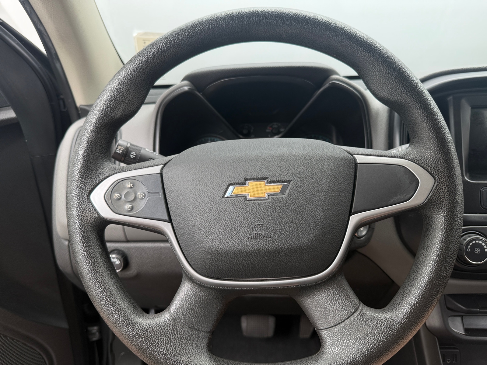 Thumbnail: 2021 Chevrolet Colorado - 5