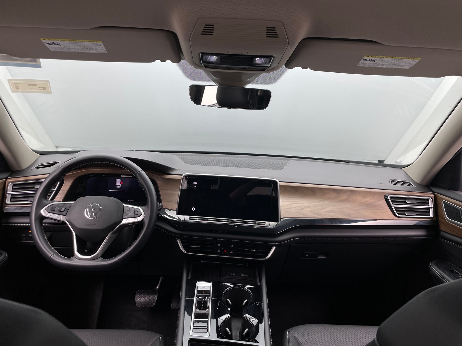 Thumbnail: 2026 Volkswagen Atlas - 2