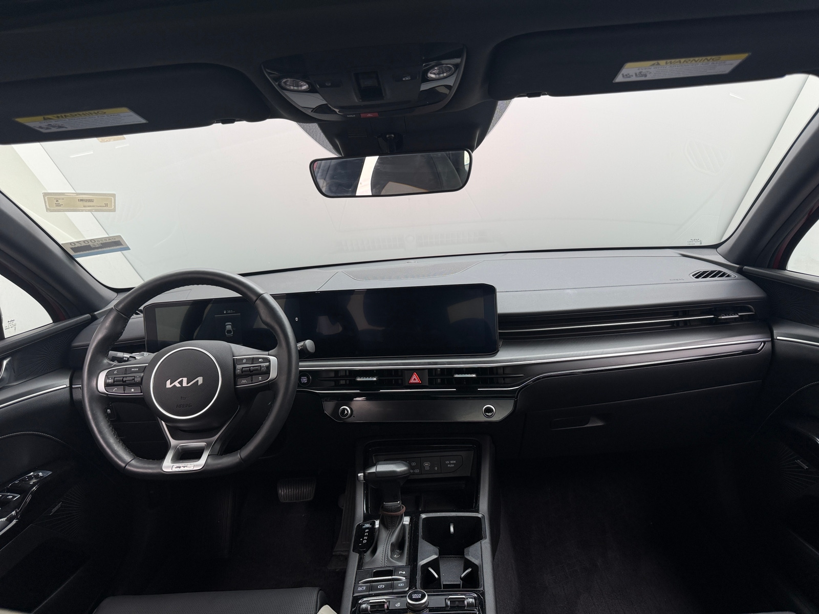 Thumbnail: 2025 Kia K5 - 2